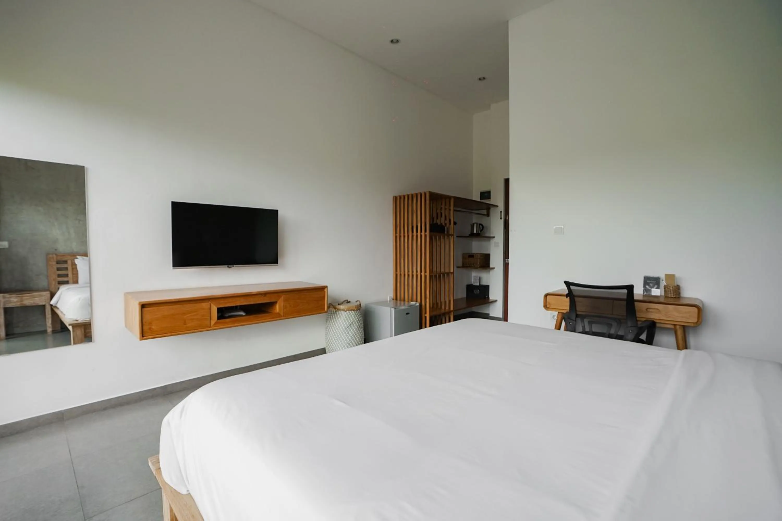 TV and multimedia, Bed in Suksma Guesthouse