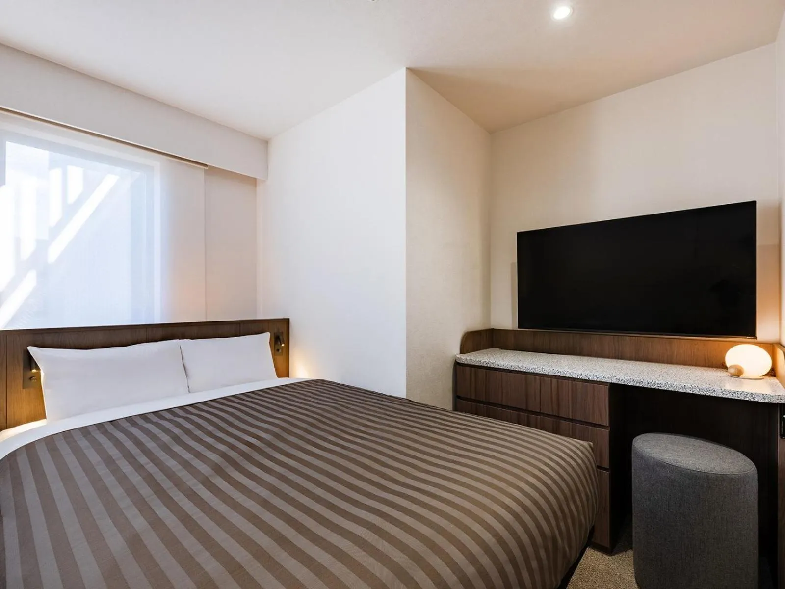 Bed in The OneFive Tokyo Kameido