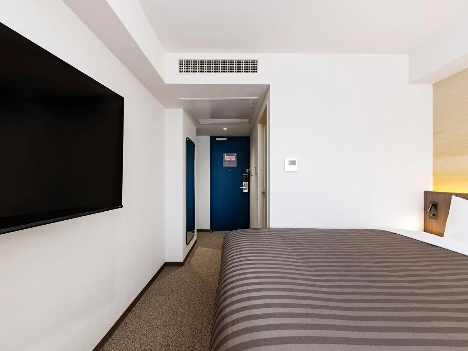 Bed in The OneFive Tokyo Kameido