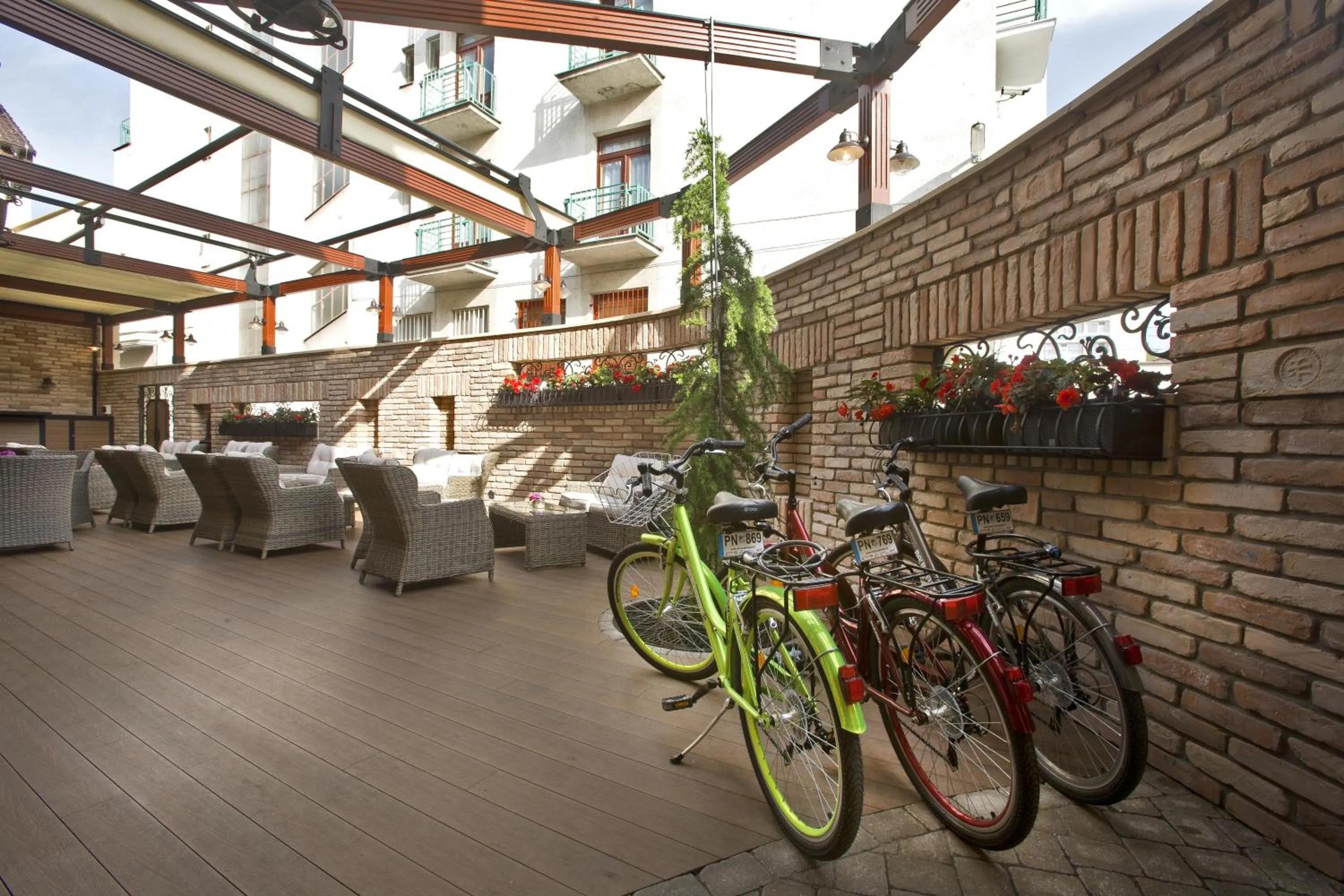 Garden in Zuckmann Villa