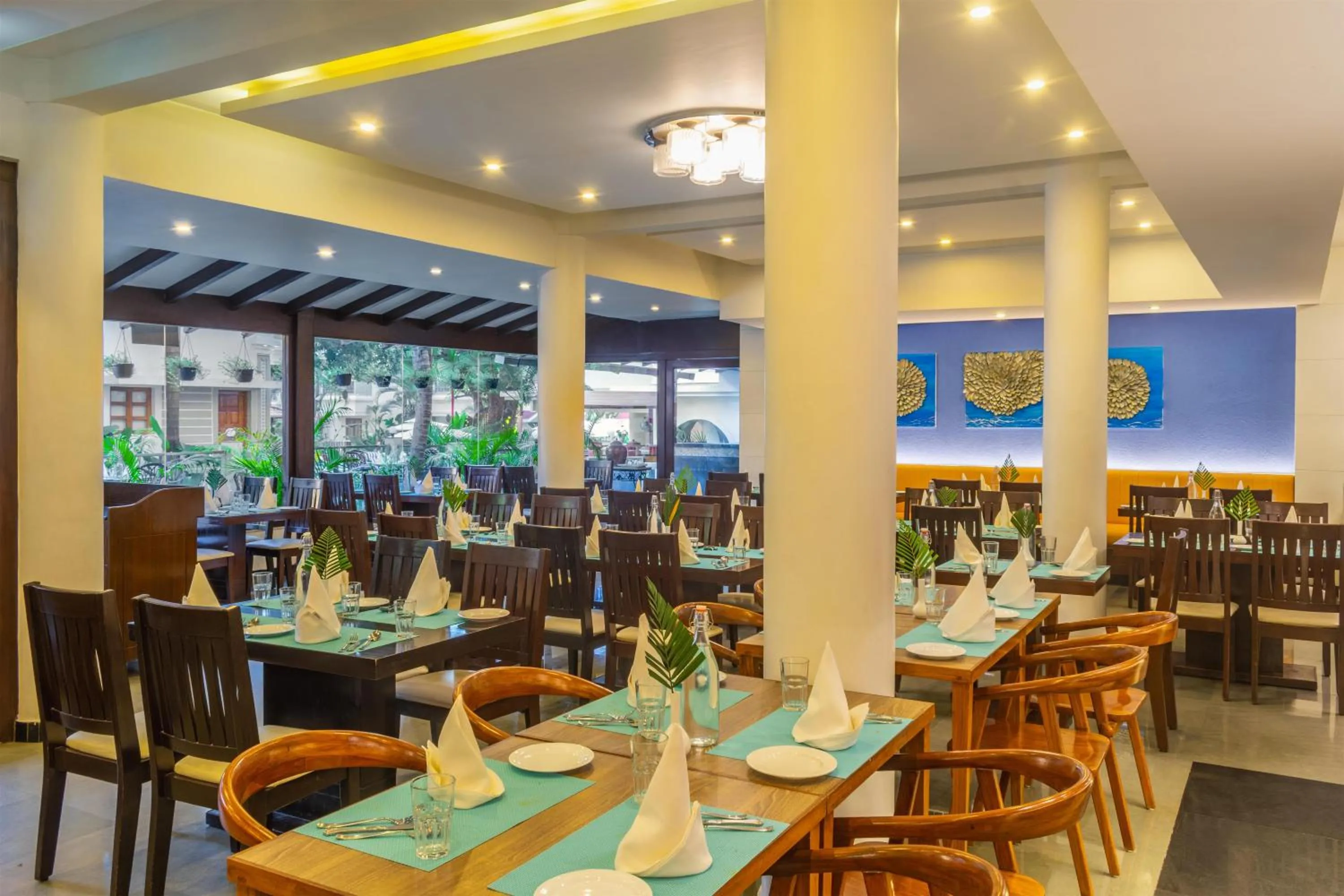Restaurant/places to eat in Radisson Goa Candolim