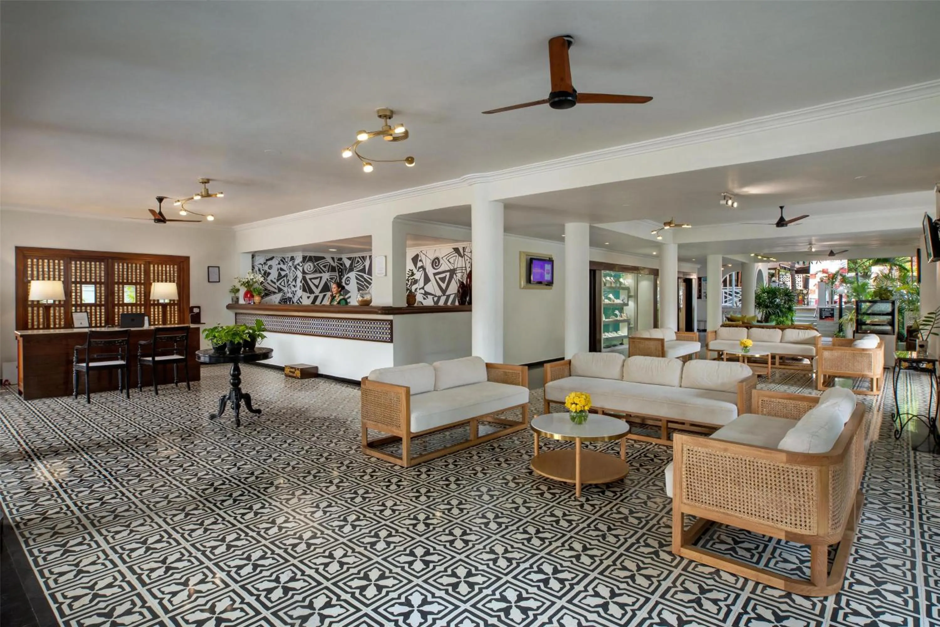 Lobby or reception in Radisson Goa Candolim