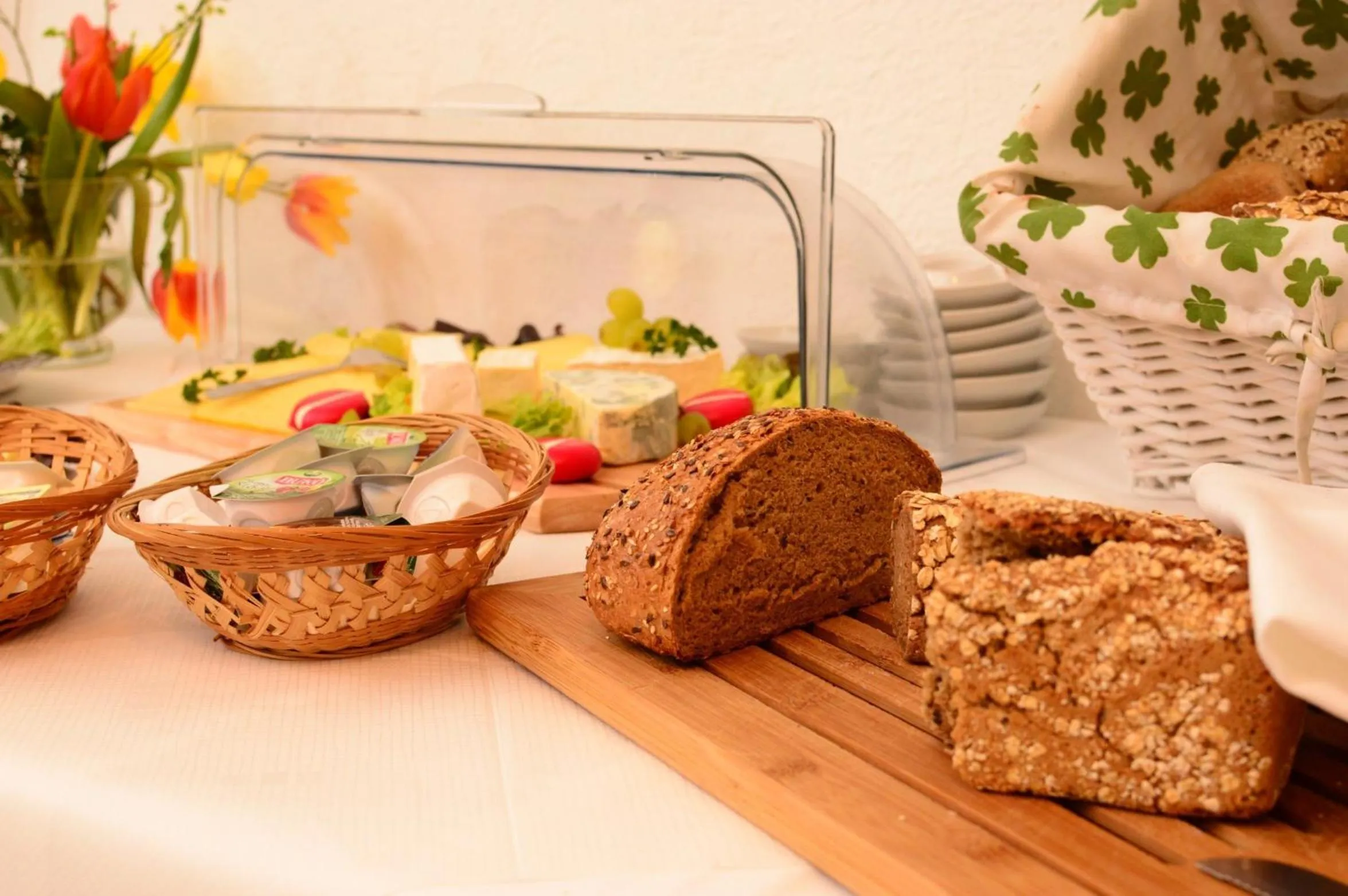 Restaurant/places to eat in Hotel am Stadtwald