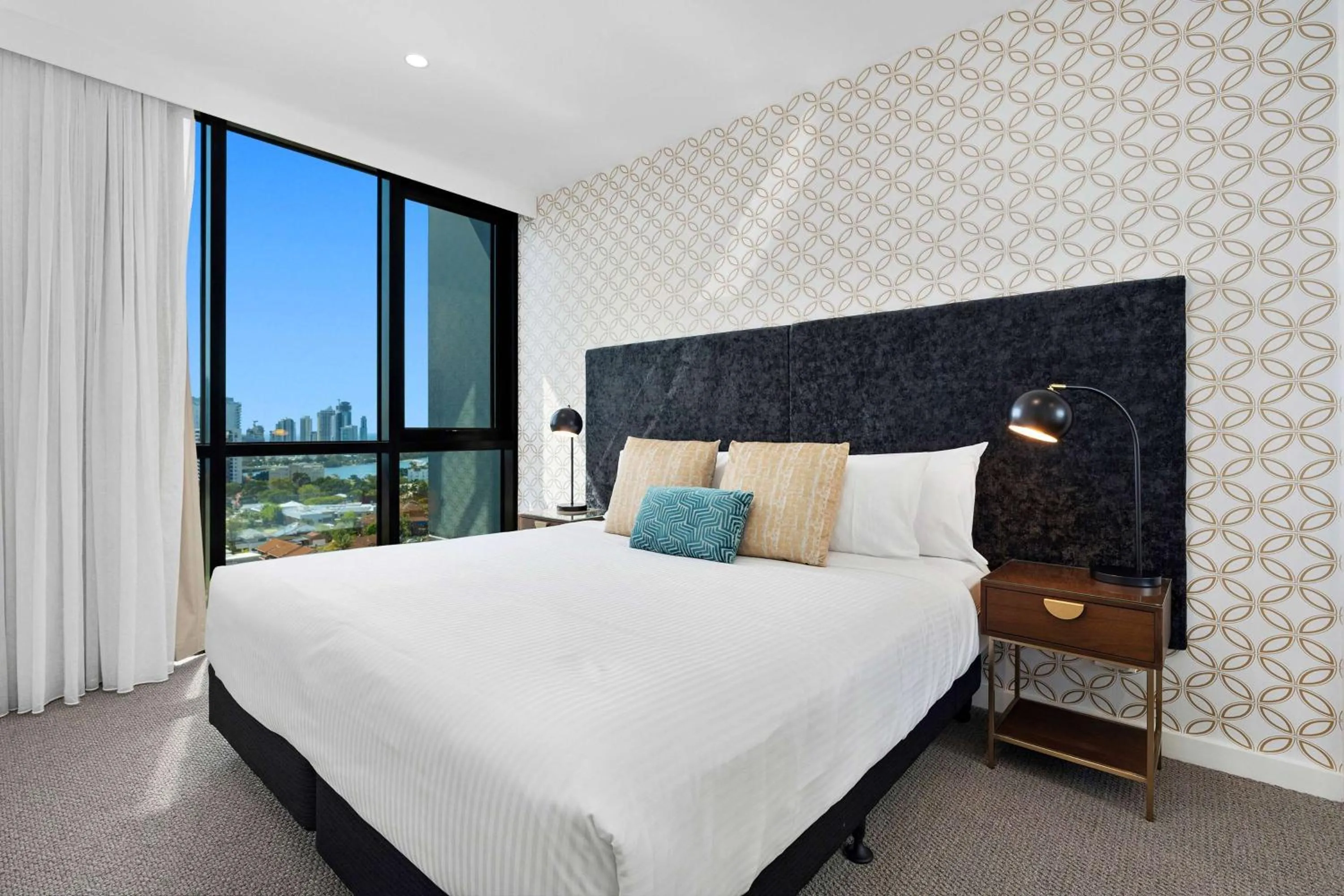 Photo of the whole room, Bed in TRYP by Wyndham Southport Gold Coast Hotel Apartments