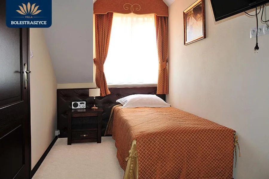Bed in Hotel Restauracja VILLA BOLESTRASZYCE- PRZEMYŚL