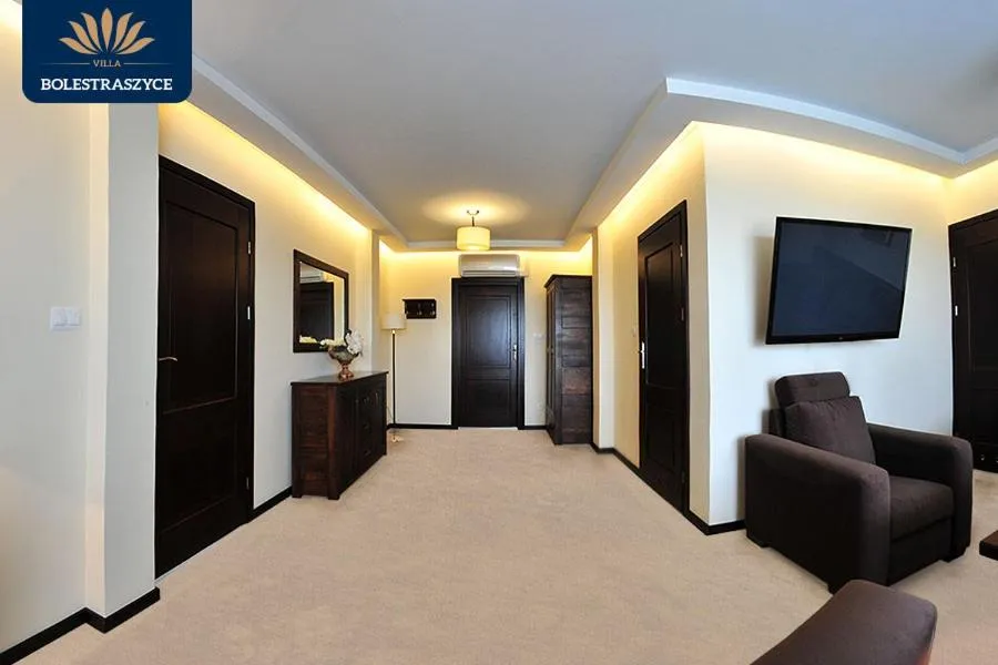 Bed in Hotel Restauracja VILLA BOLESTRASZYCE- PRZEMYŚL