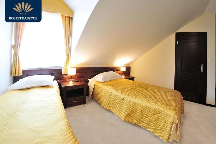 Bed in Hotel Restauracja VILLA BOLESTRASZYCE- PRZEMYŚL