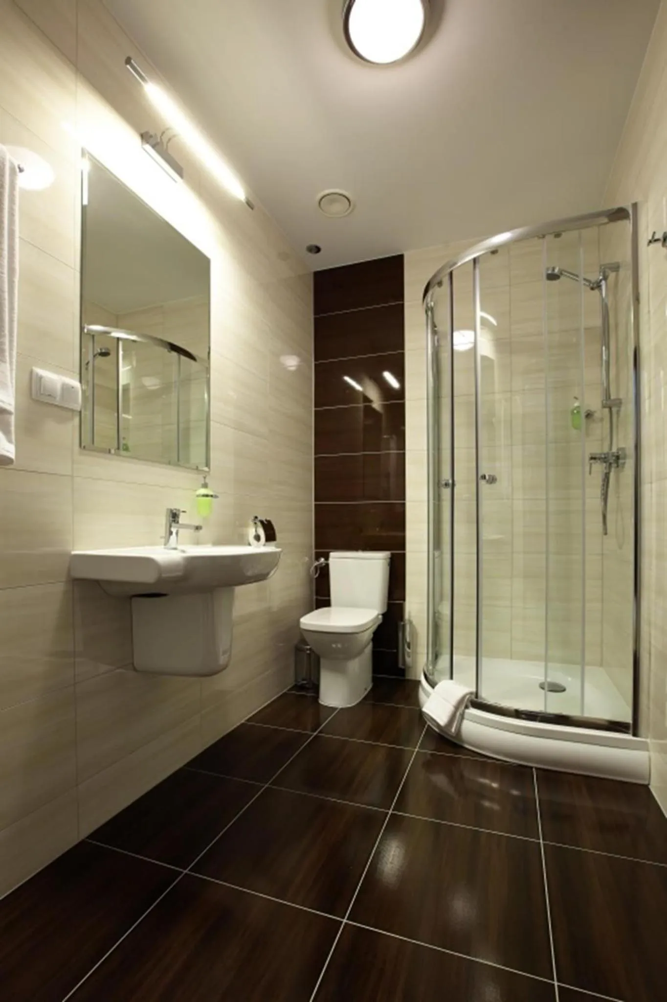 Bathroom in Hotel Restauracja VILLA BOLESTRASZYCE- PRZEMYŚL