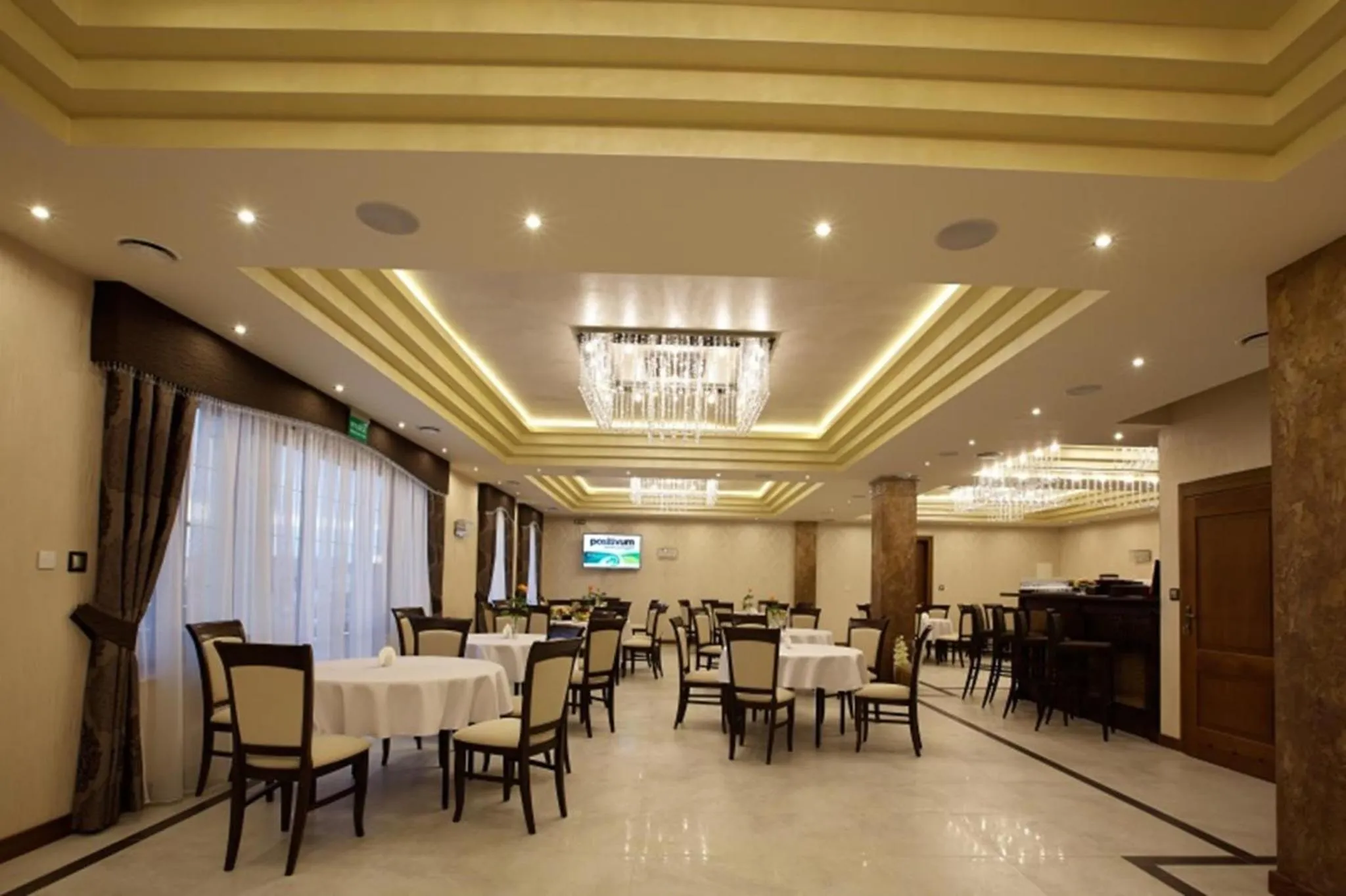 Restaurant/places to eat in Hotel Restauracja VILLA BOLESTRASZYCE- PRZEMYŚL