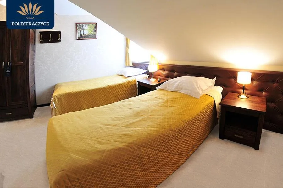 Bed in Hotel Restauracja VILLA BOLESTRASZYCE- PRZEMYŚL