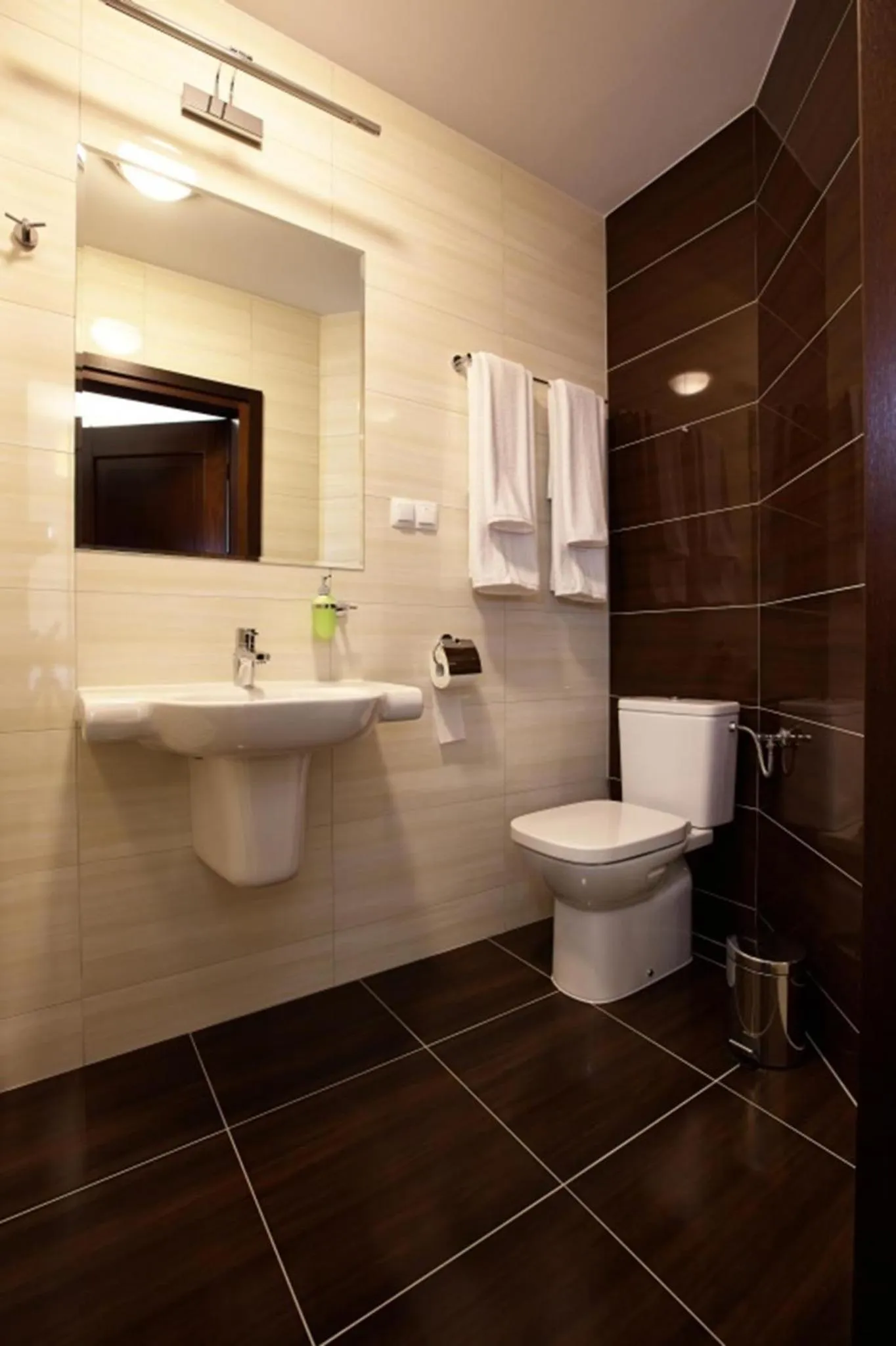 Bathroom in Hotel Restauracja VILLA BOLESTRASZYCE- PRZEMYŚL