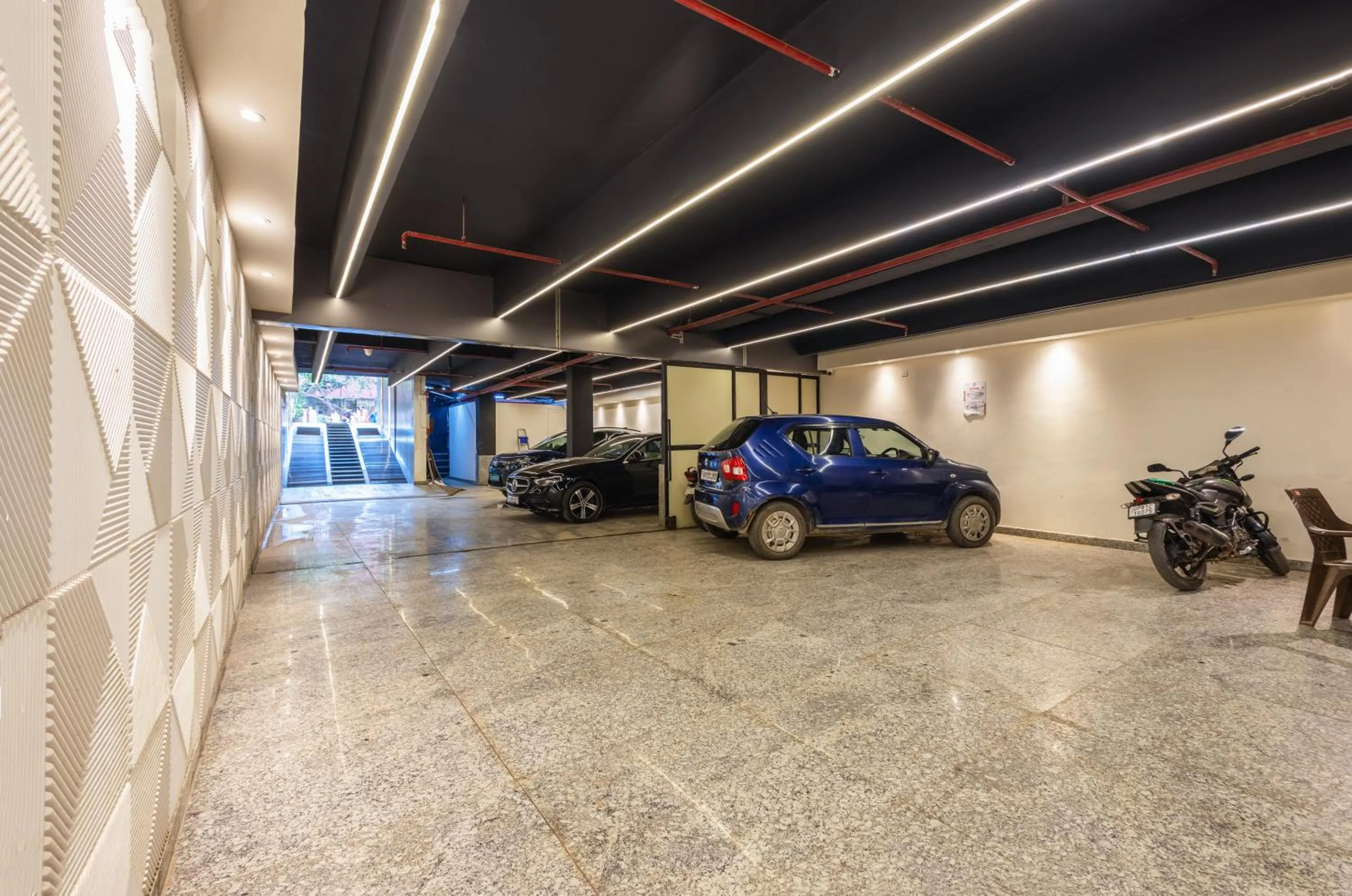 Parking in Dahabi Venue Premium- Free Airport Pick up or Drop