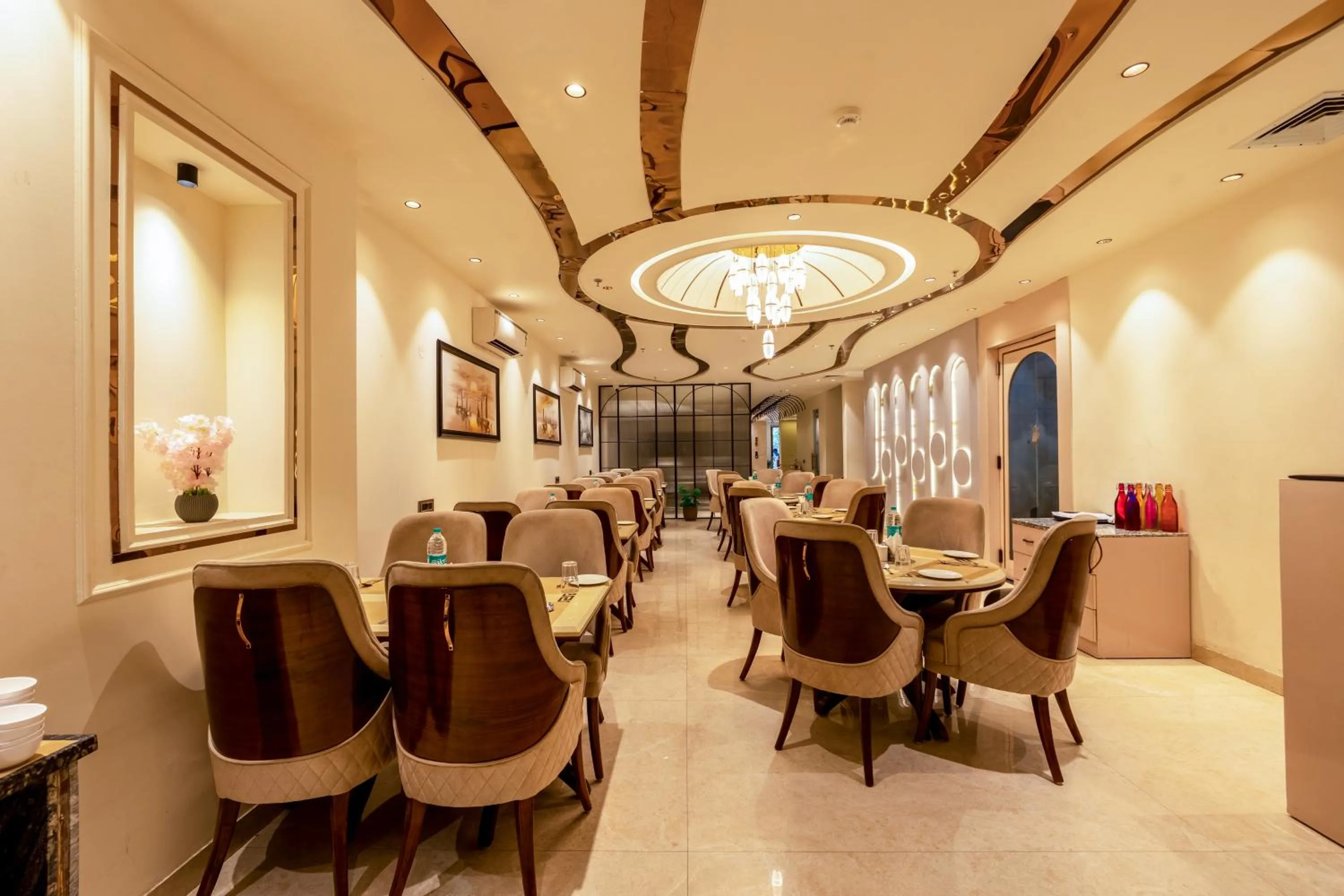 Restaurant/places to eat in Dahabi Venue Premium- Free Airport Pick up or Drop