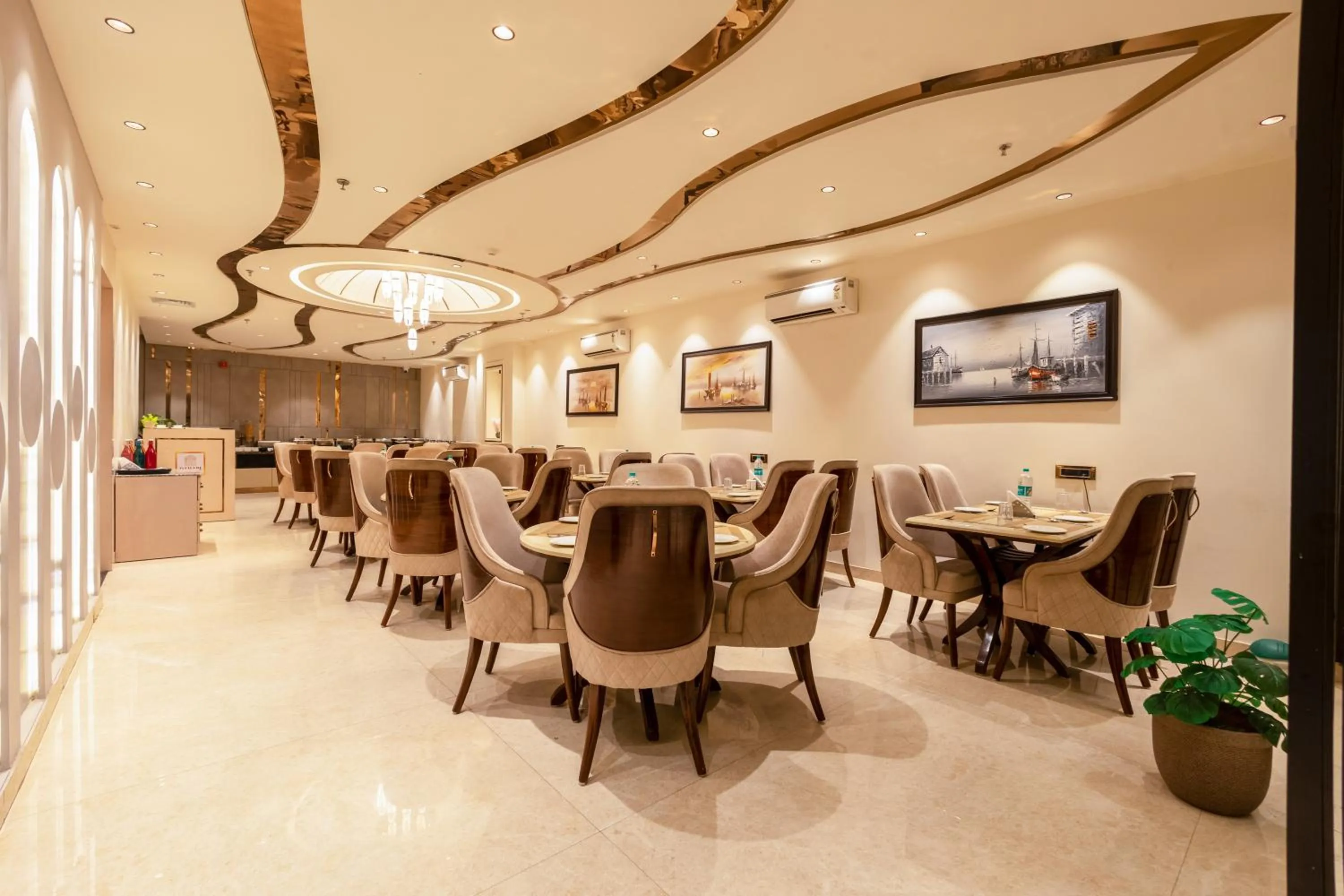 Restaurant/places to eat in Dahabi Venue Premium- Free Airport Pick up or Drop