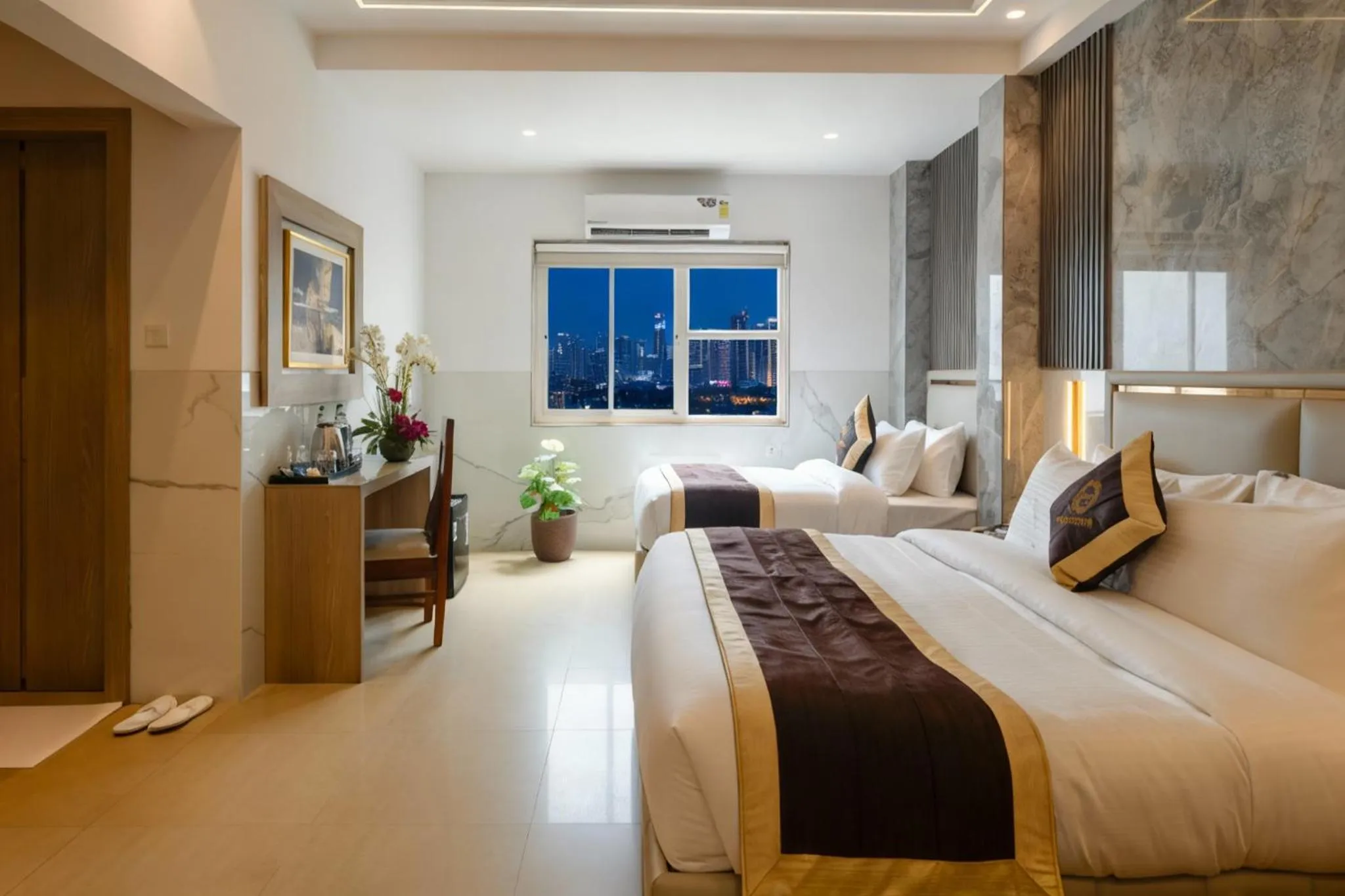 Bed in Dahabi Venue Premium- Free Airport Pick up or Drop