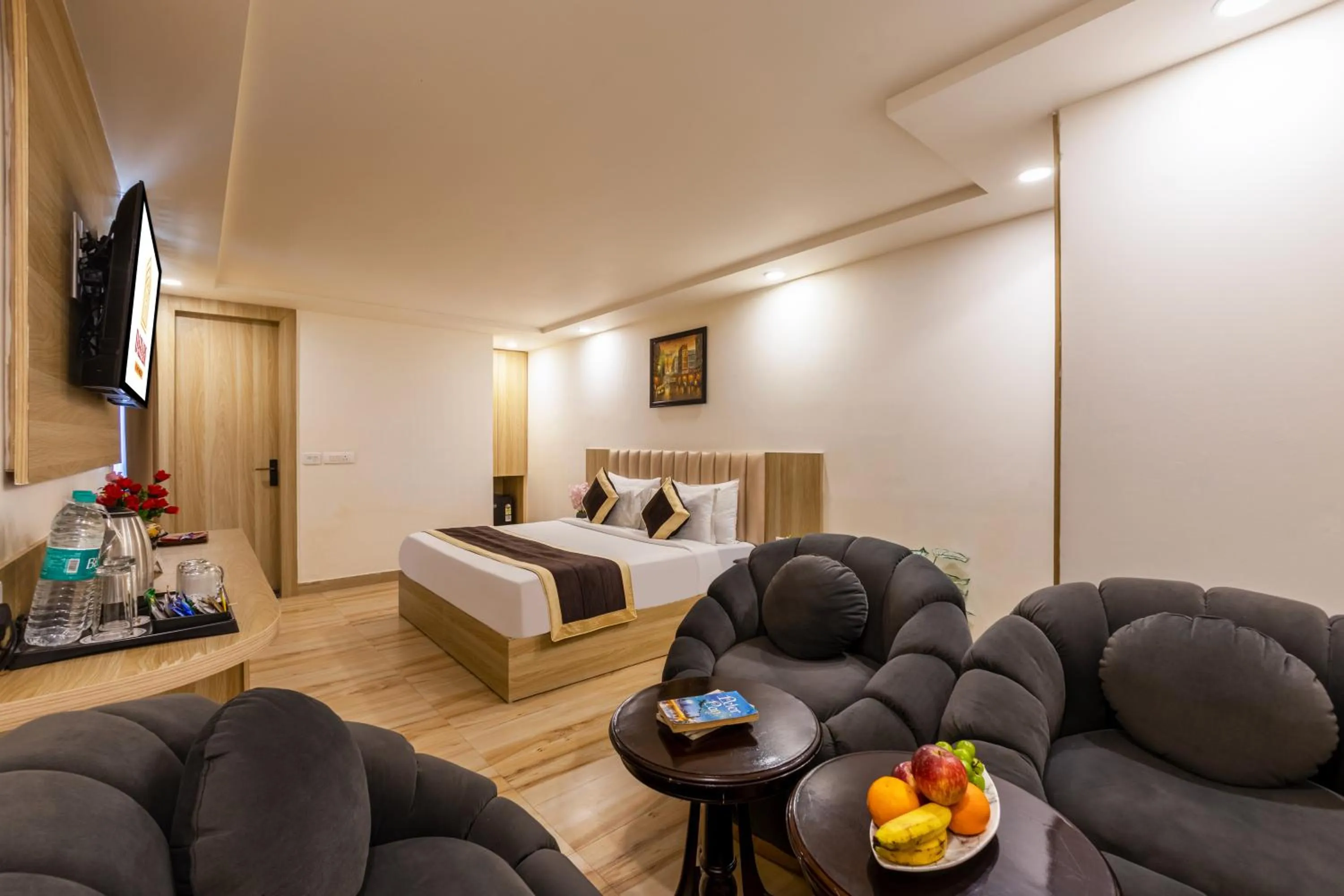 Bed in Dahabi Venue Premium- Free Airport Pick up or Drop