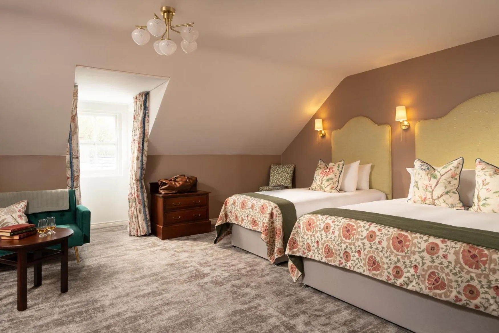 Bed in The Harbourview Hotel