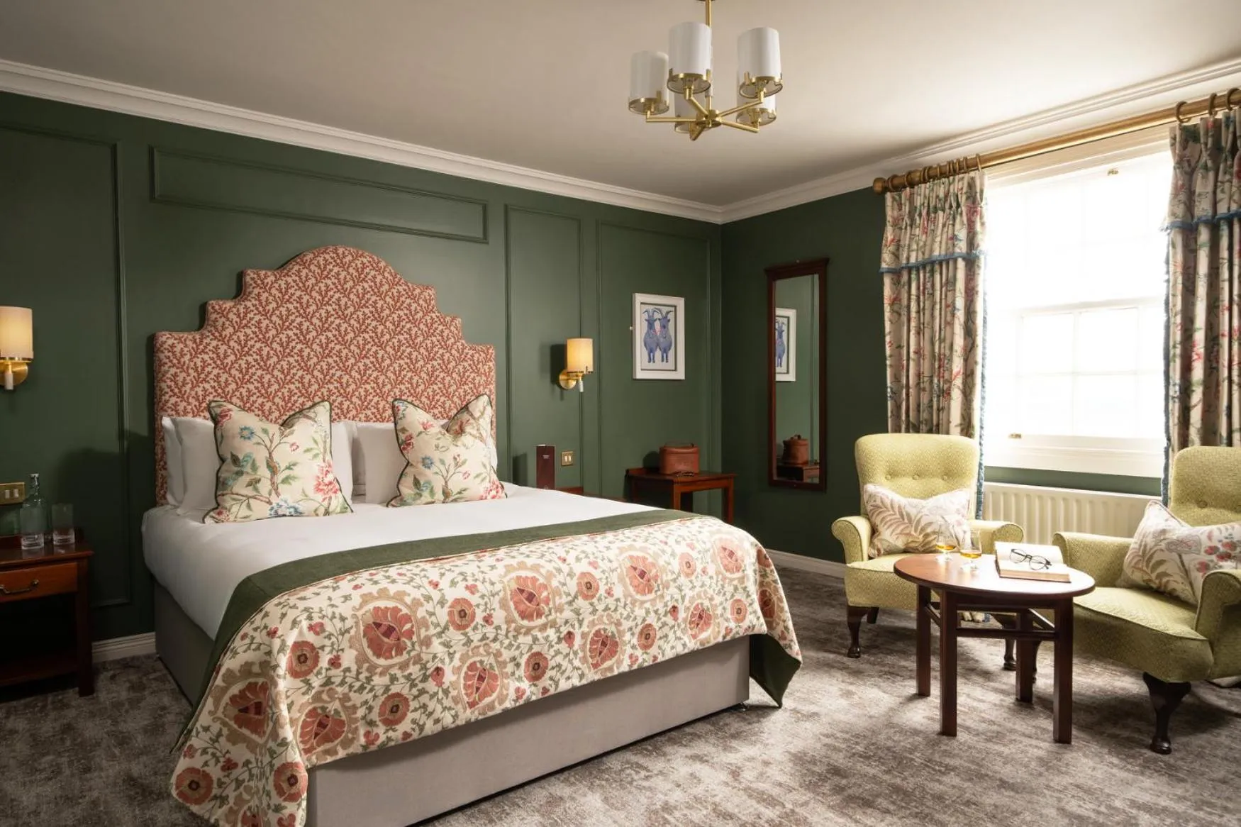 The Harbourview Hotel