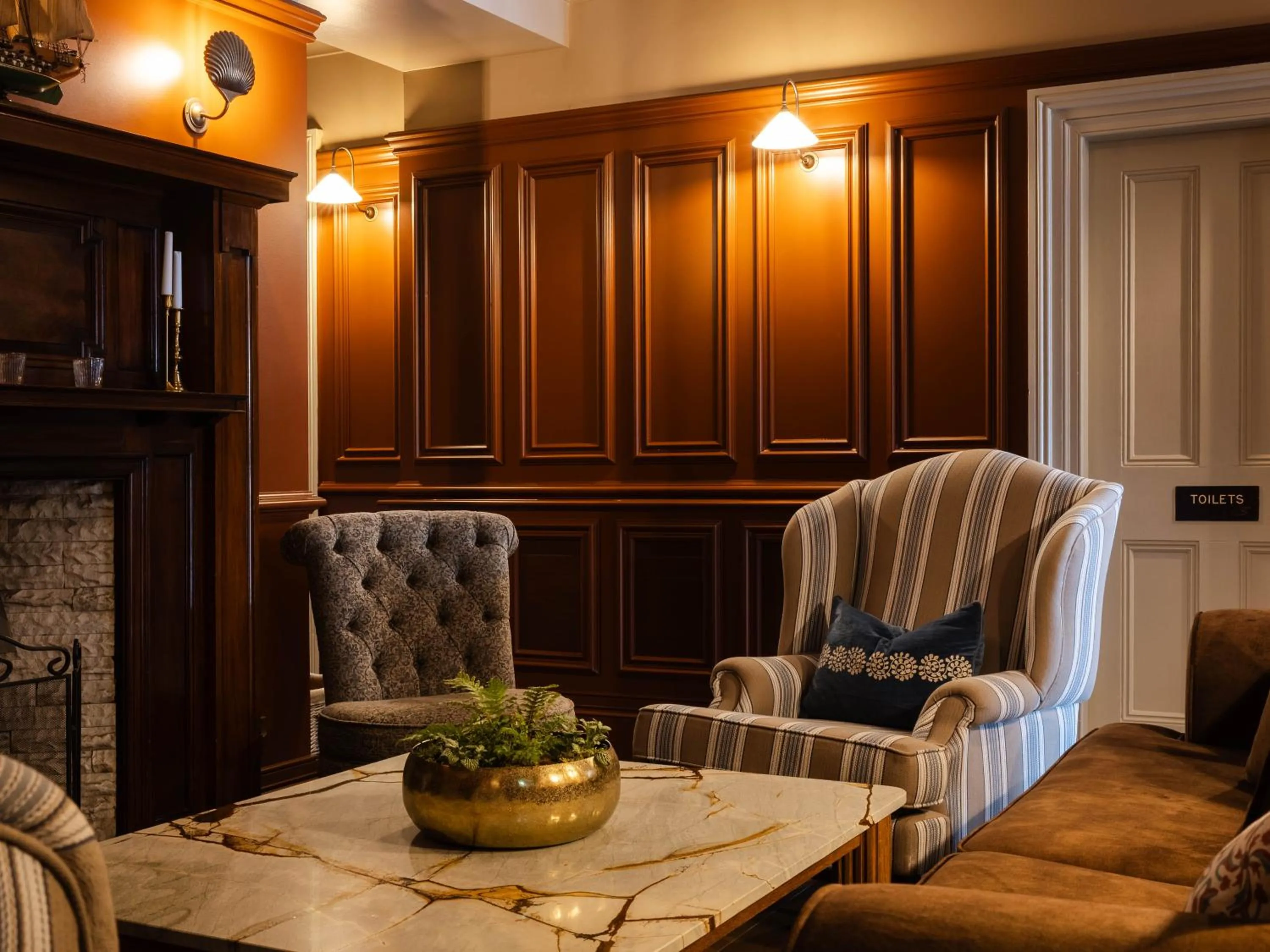 Lounge or bar in The Harbourview Hotel