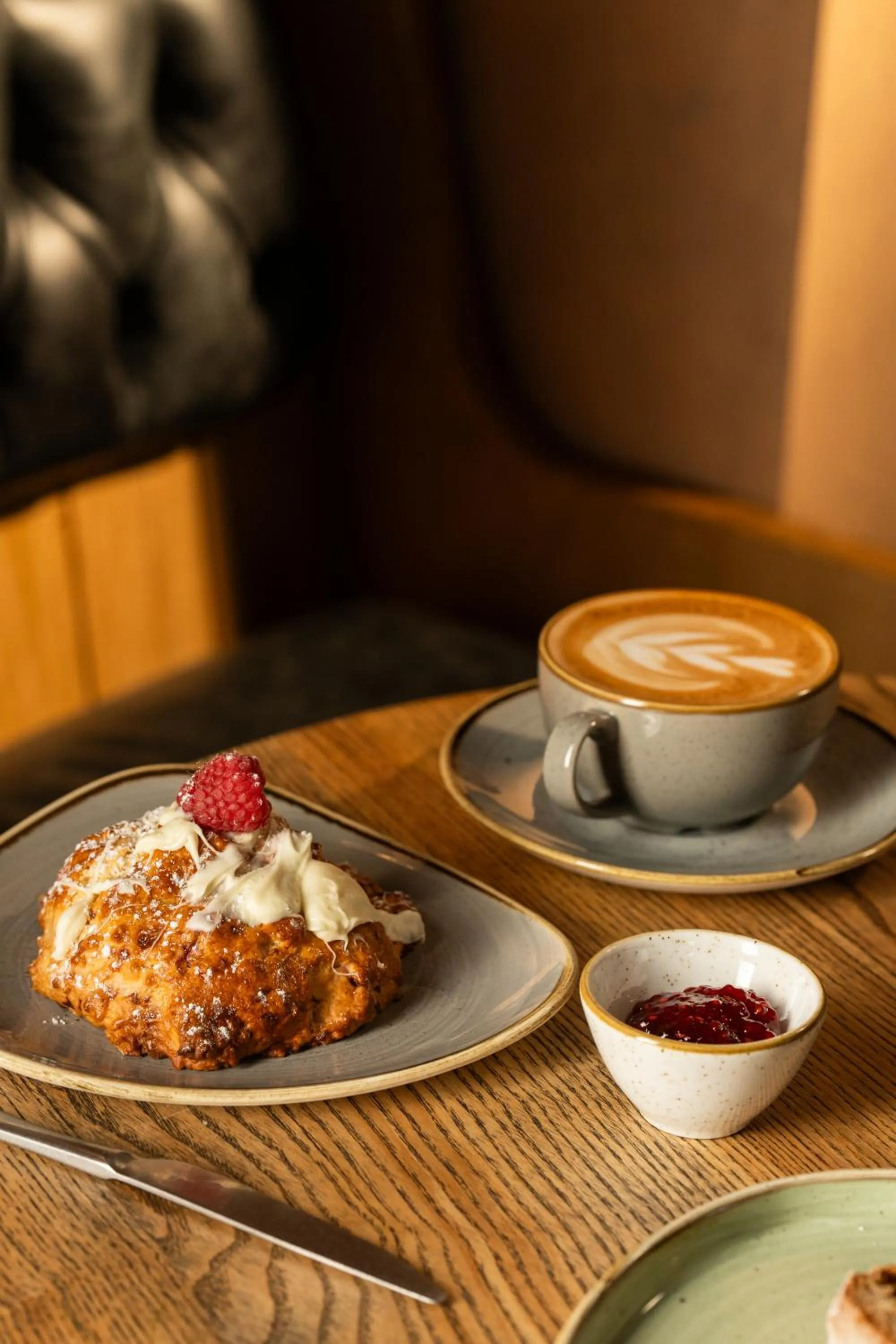 Restaurant/places to eat in The Harbourview Hotel