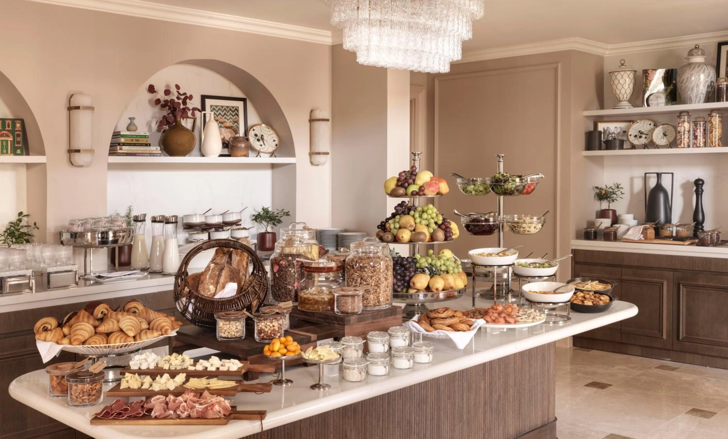 Buffet breakfast in The Bristol Belgrade