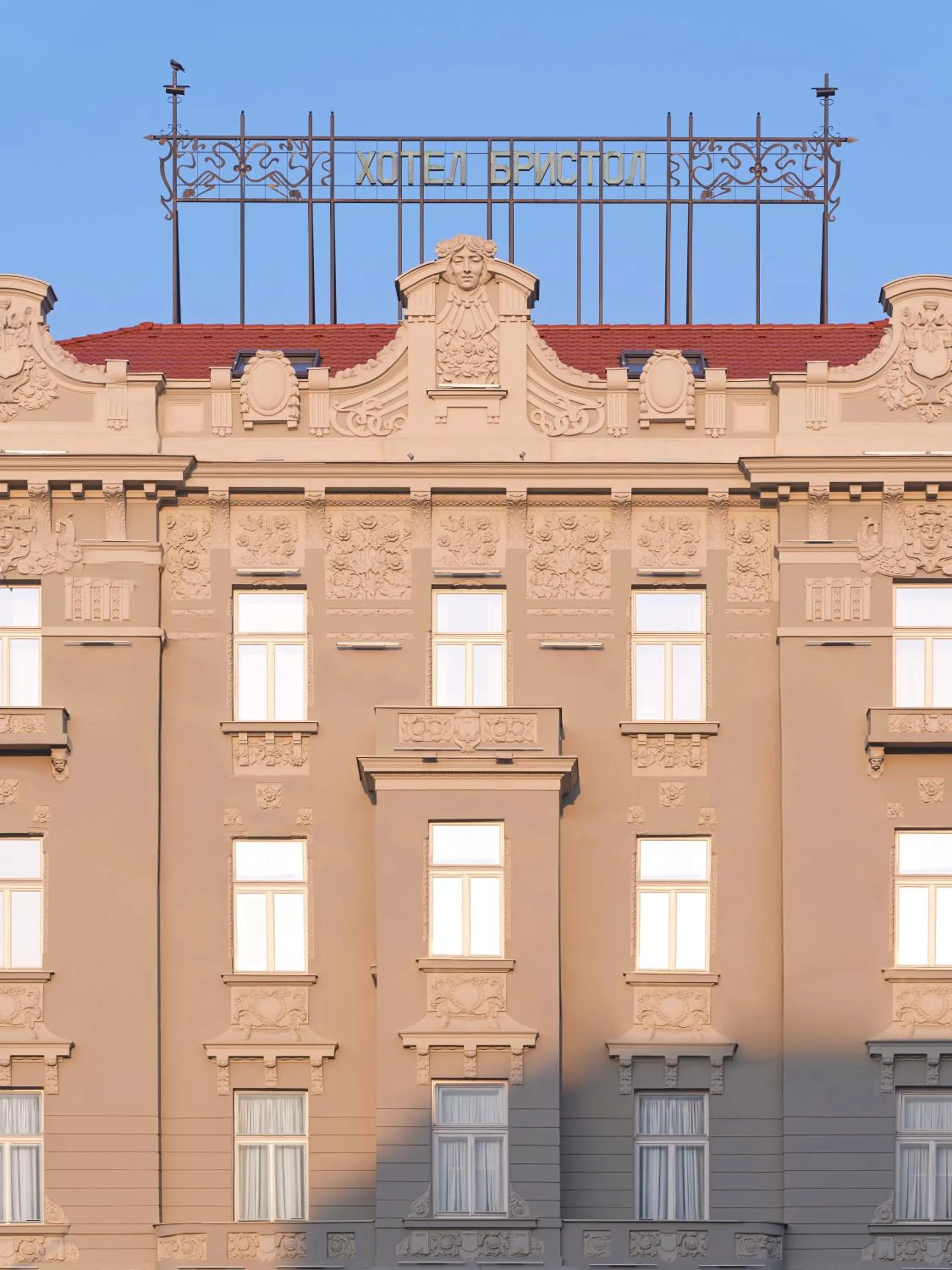 Property building in The Bristol Belgrade