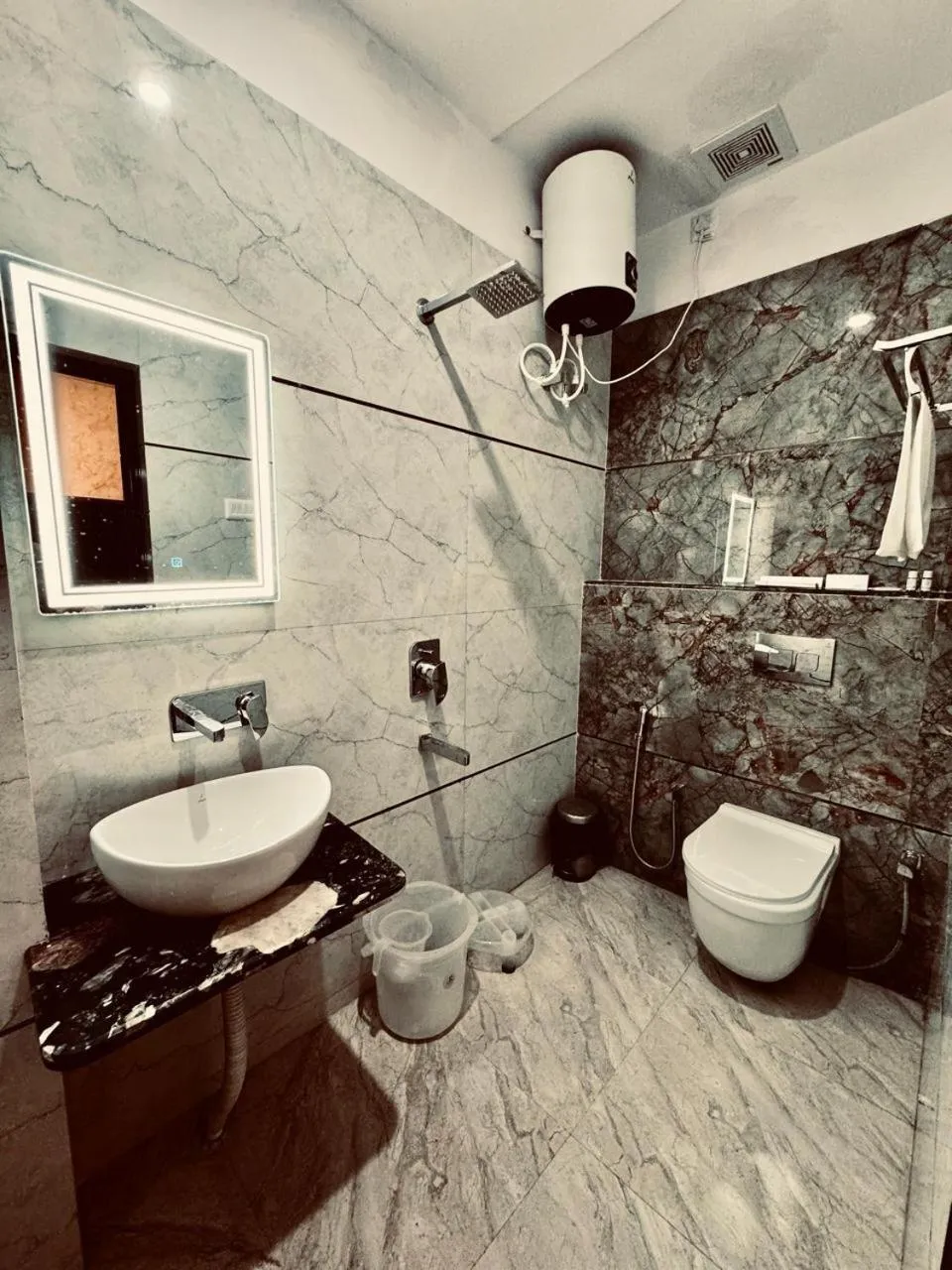 Bathroom in KashVi Hotels