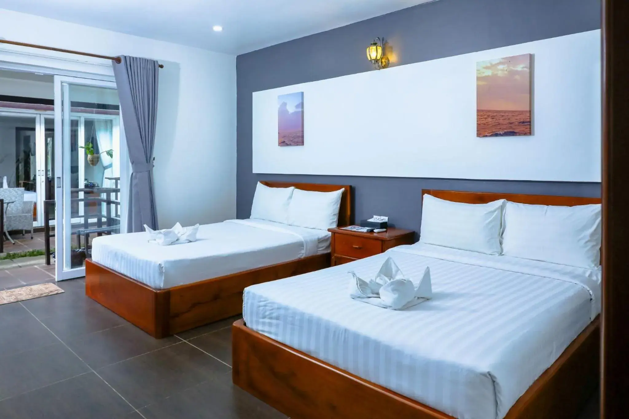 Standard Twin Room in Sea Breeze Resort Standard Twin Room in Sea Breeze Resort