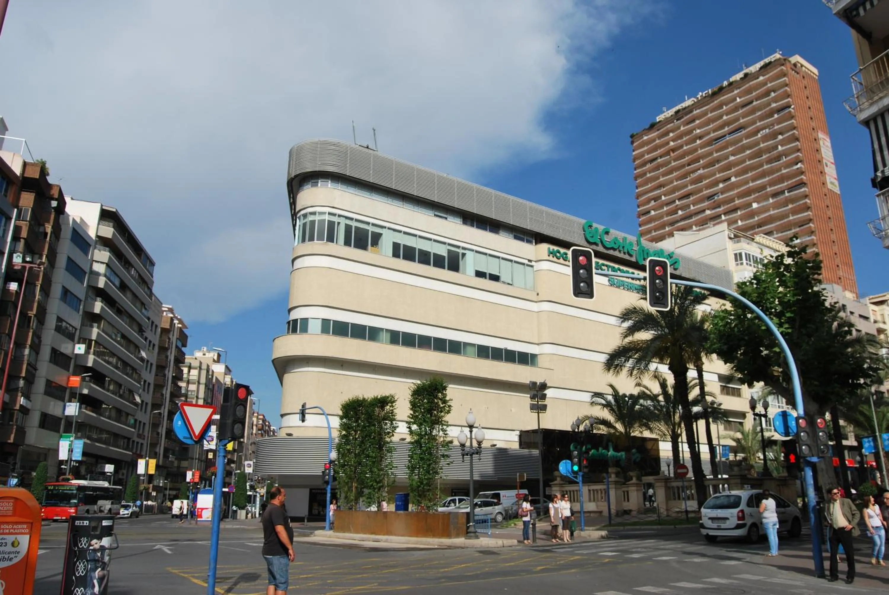 Landmark view in Estudiotel Alicante