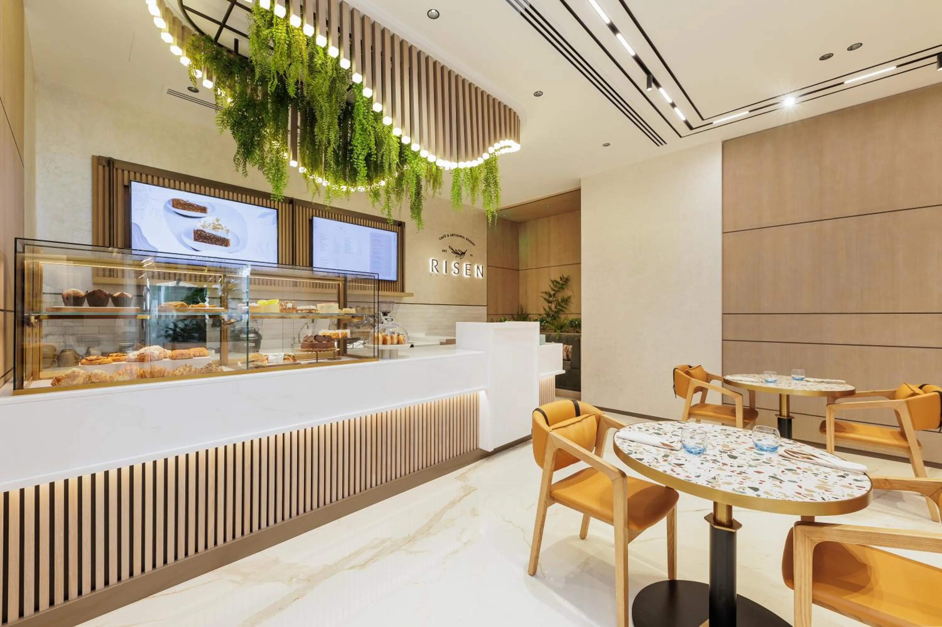 Restaurant/places to eat in Holiday Inn Dubai Village Circle by IHG