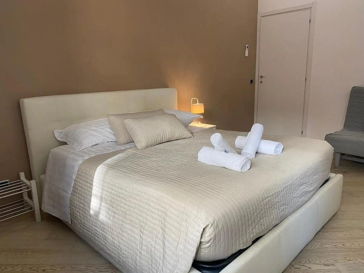 Bed in The house of St. Peter