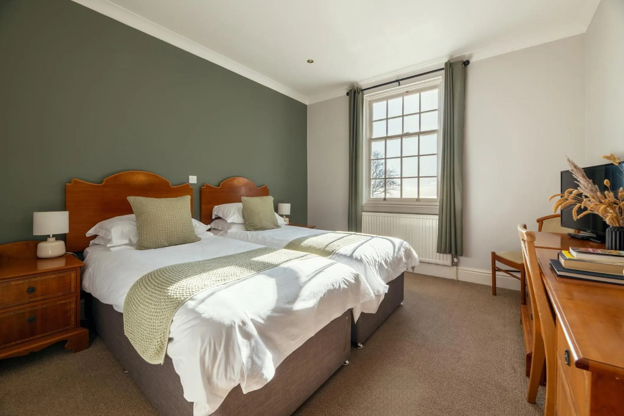 Bed in Stoke Lodge Hotel