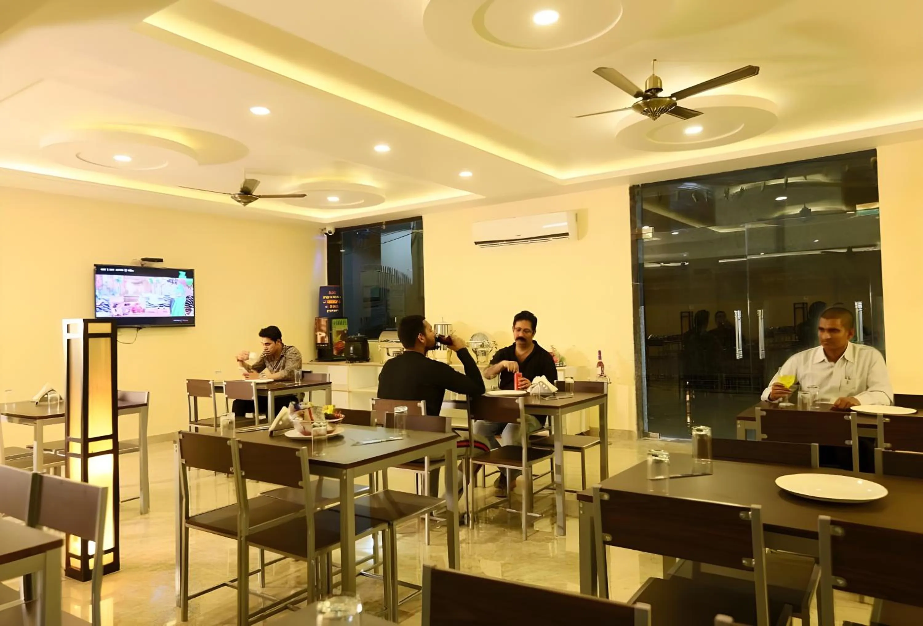 Banquet/Function facilities in Hotel Aeroporto Nearest Landmark Aerocity delhi