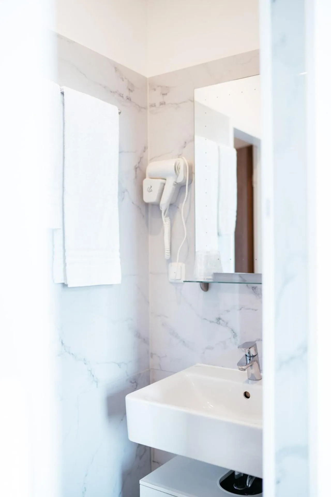 Shower in BO Hotel Hamburg