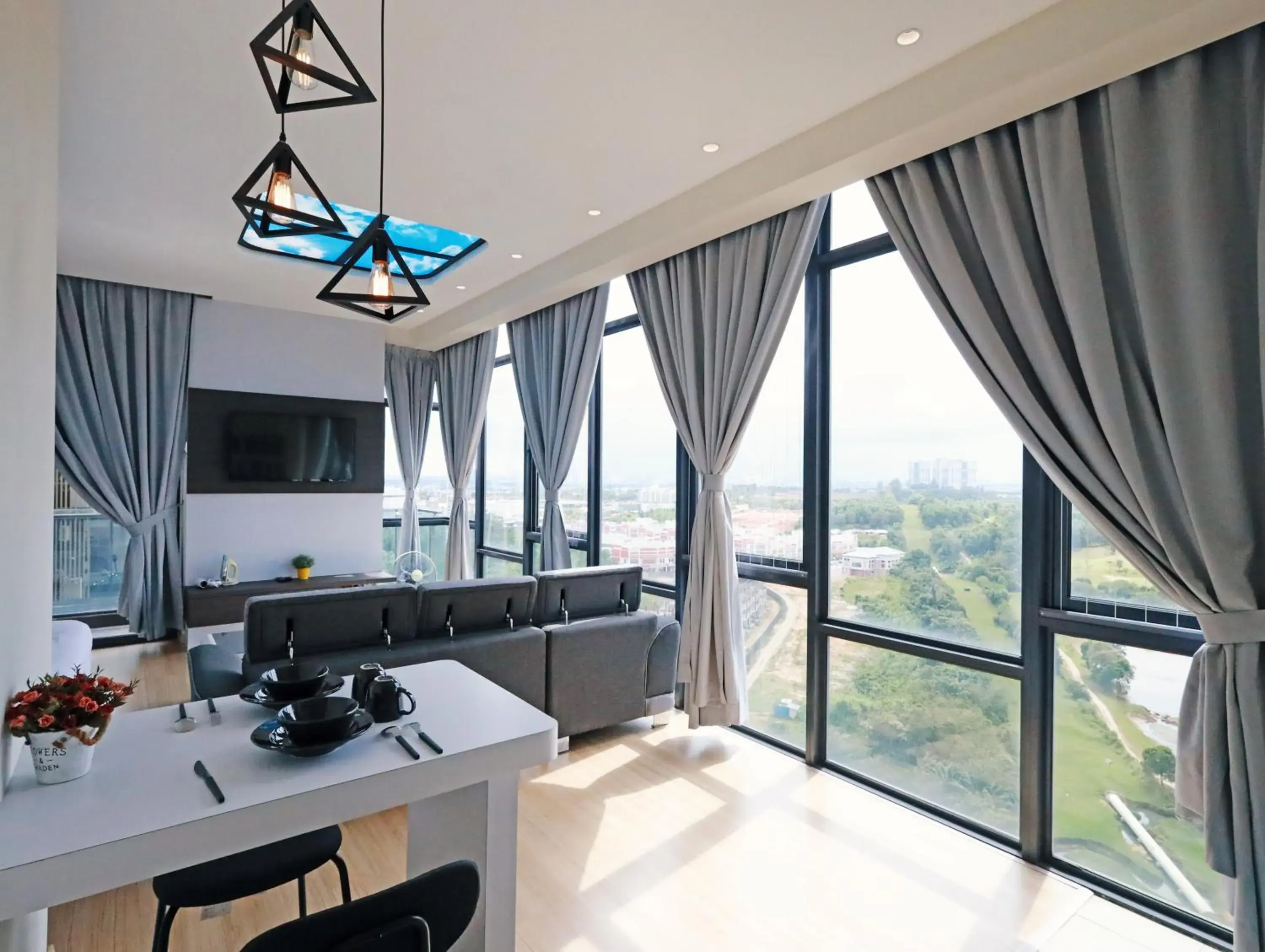 Double Room with Terrace in CUBE8TEEN#Austin Central #Walk to Little Paris Double Room with Terrace in CUBE8TEEN#Austin Central #Walk to Little Paris