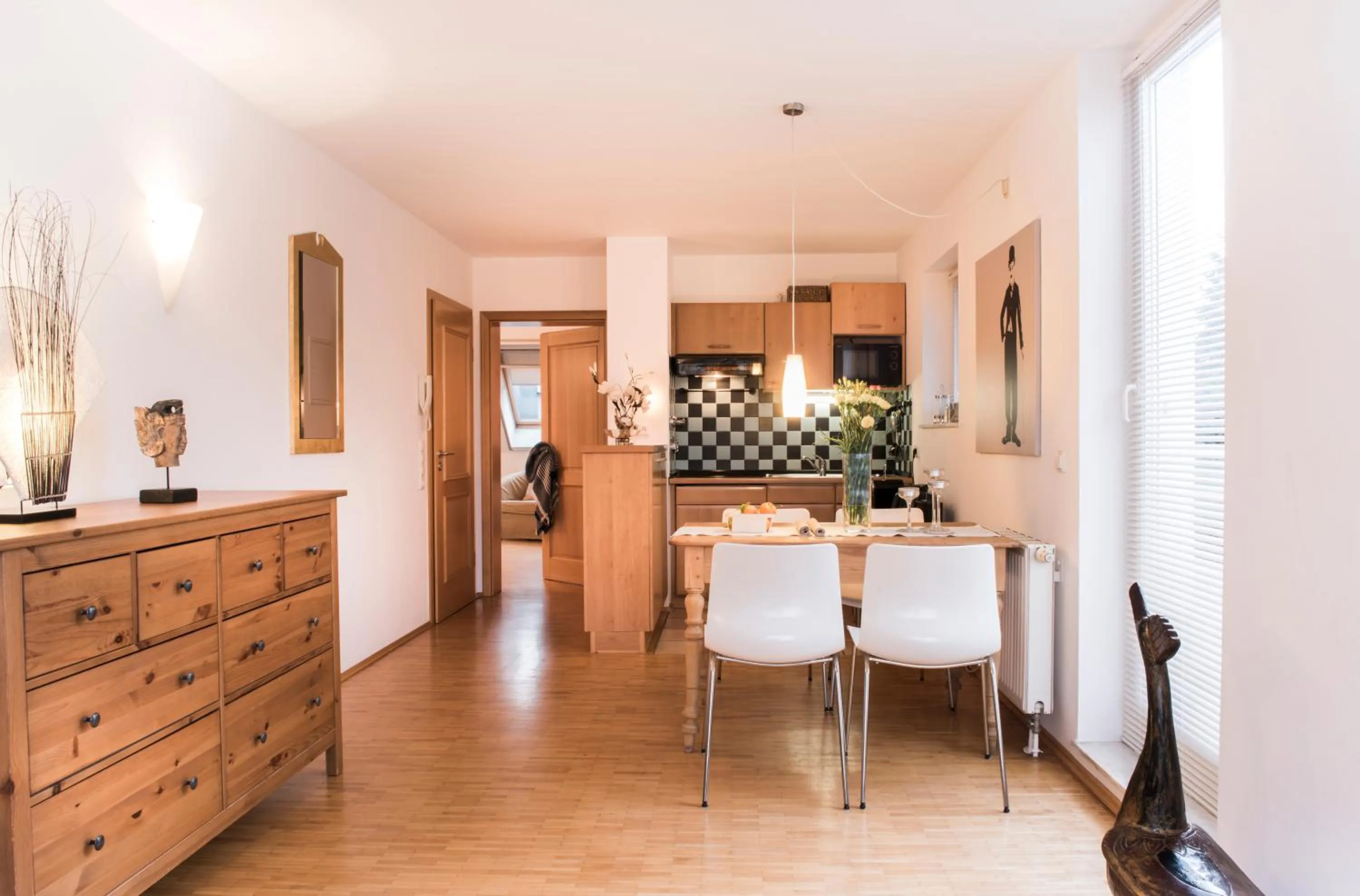 Kitchen or kitchenette in Parkside Apartment House