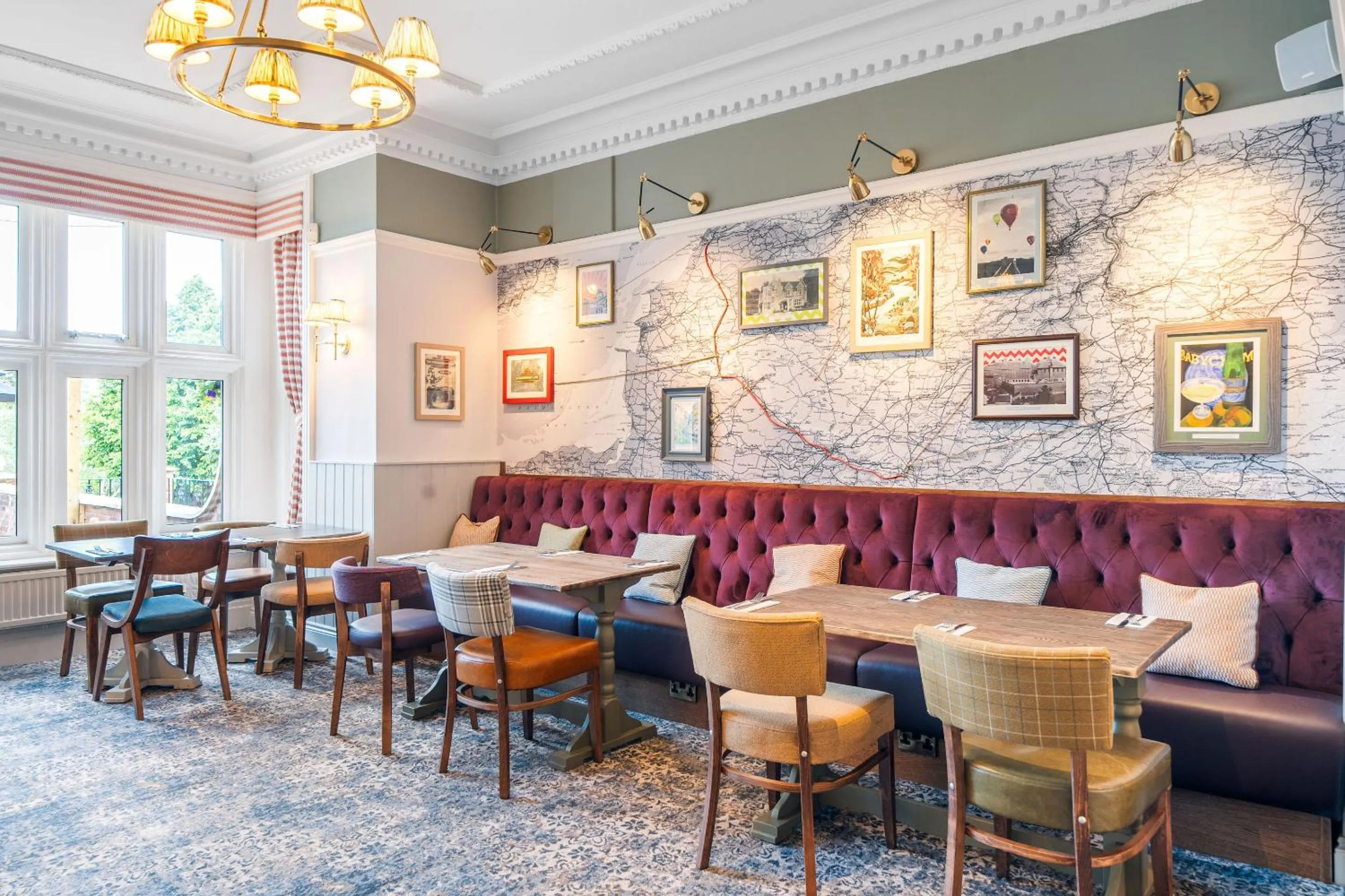 Dining area in Sidcot Arms