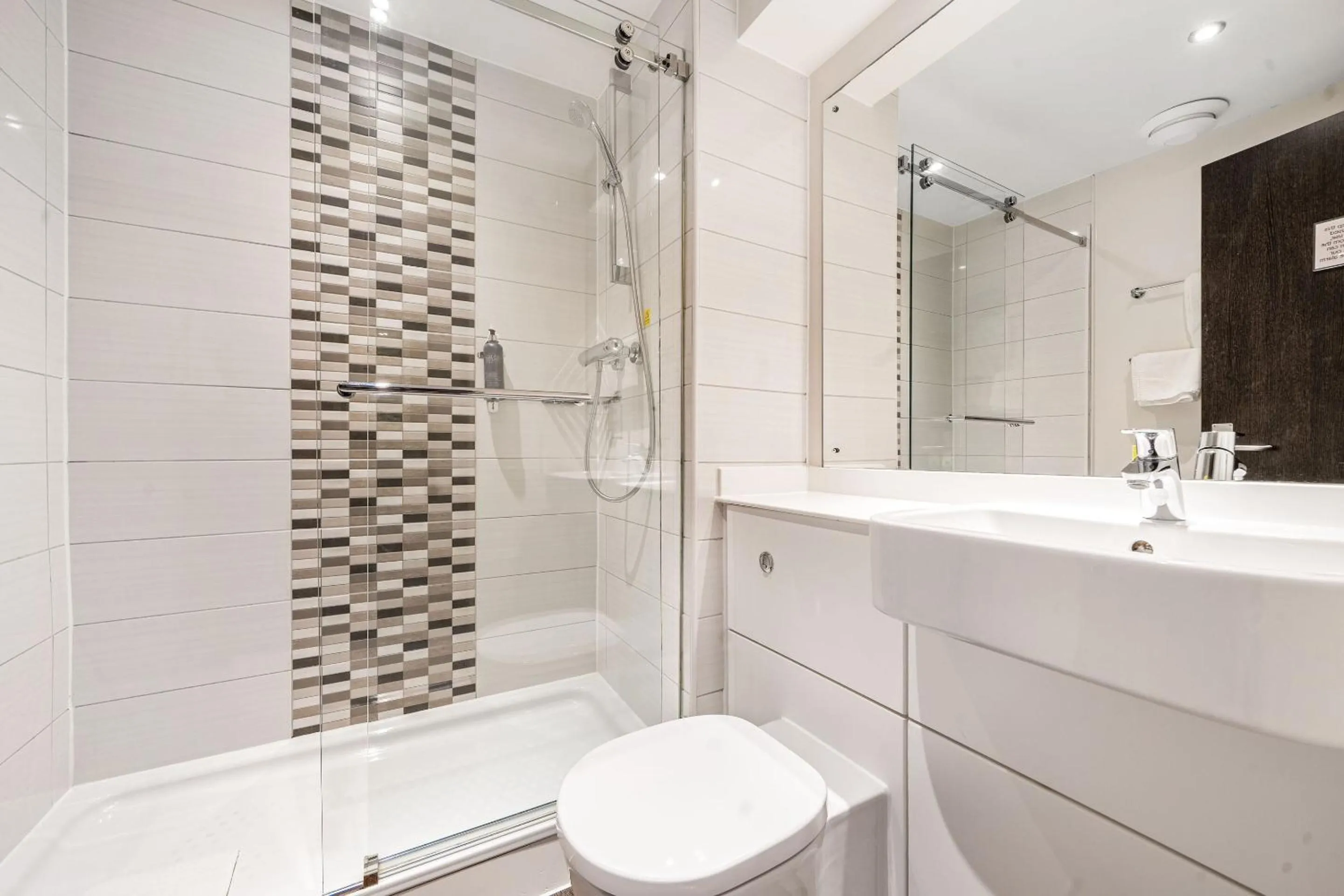 Bathroom in Sidcot Arms