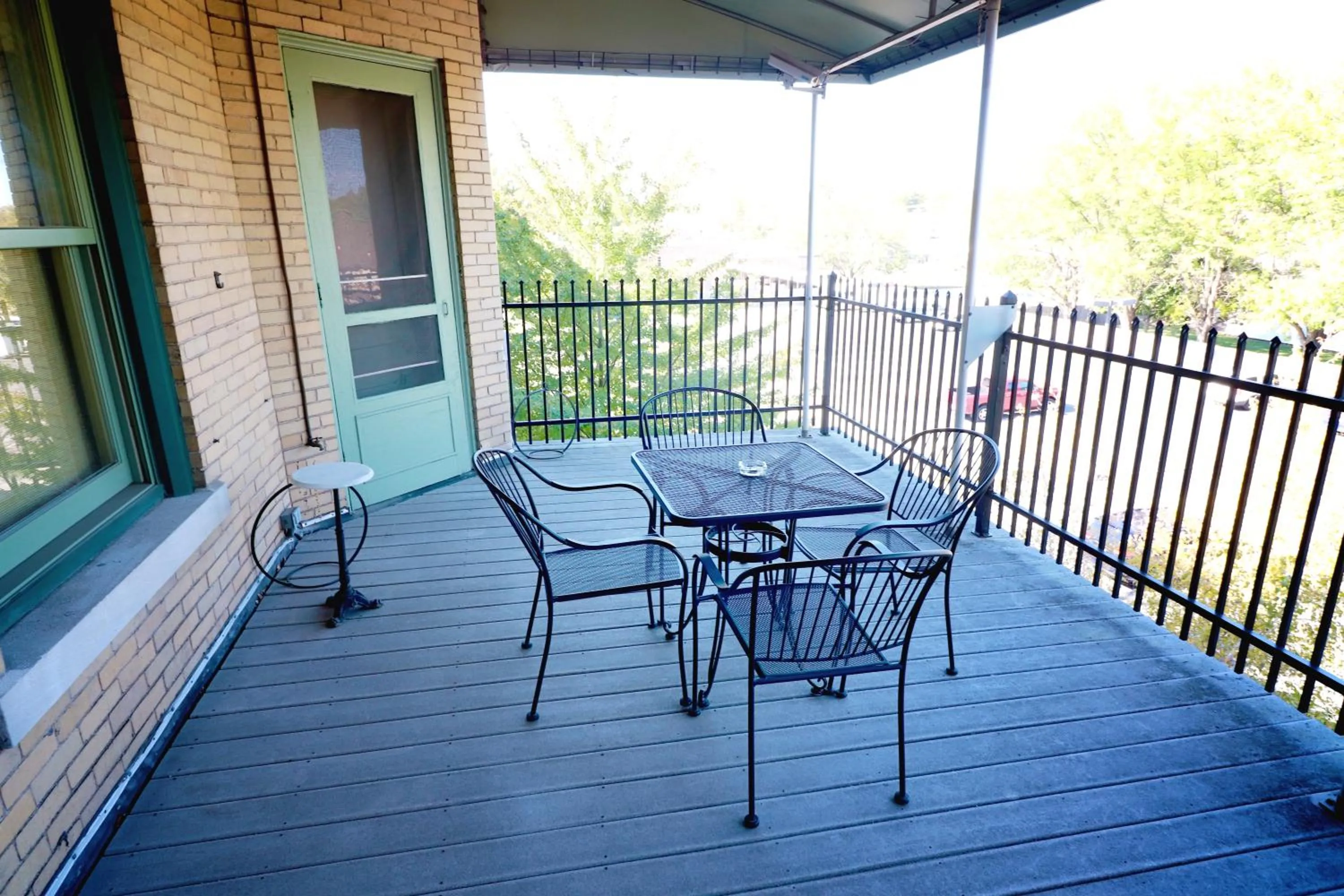Balcony/Terrace in Inn at 835 Boutique Hotel