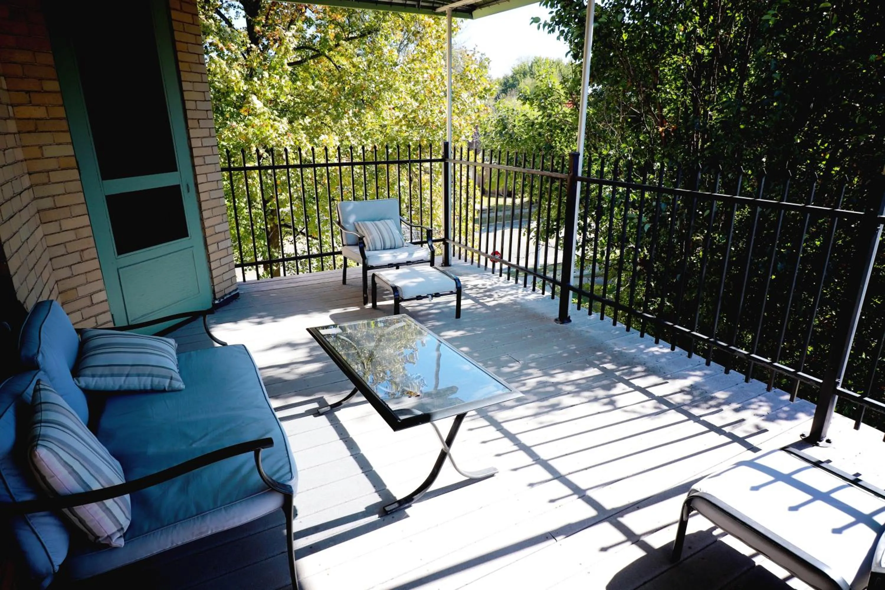Balcony/Terrace in Inn at 835 Boutique Hotel