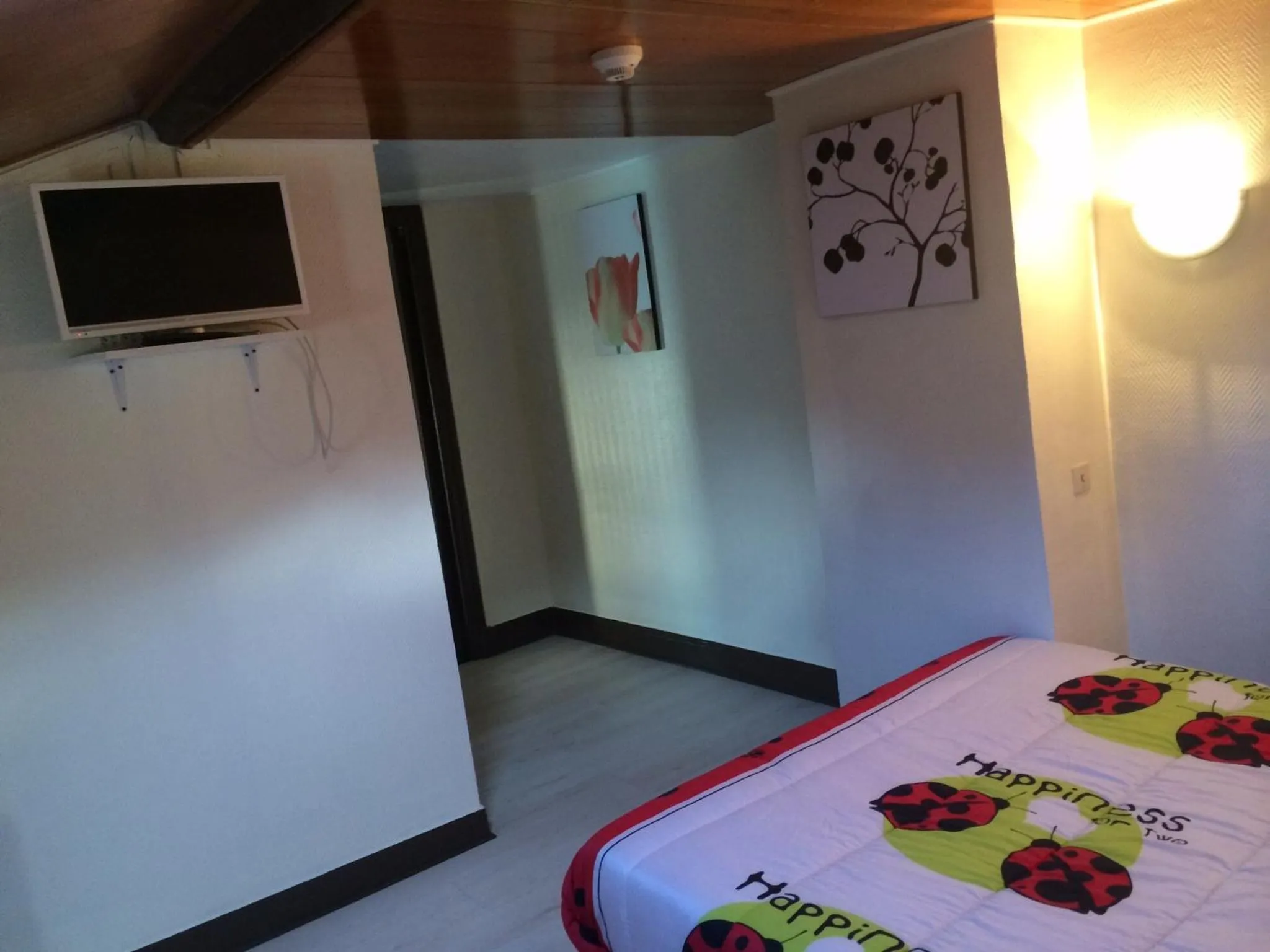 Bedroom, Bed in Hotel Restaurant Tokyo