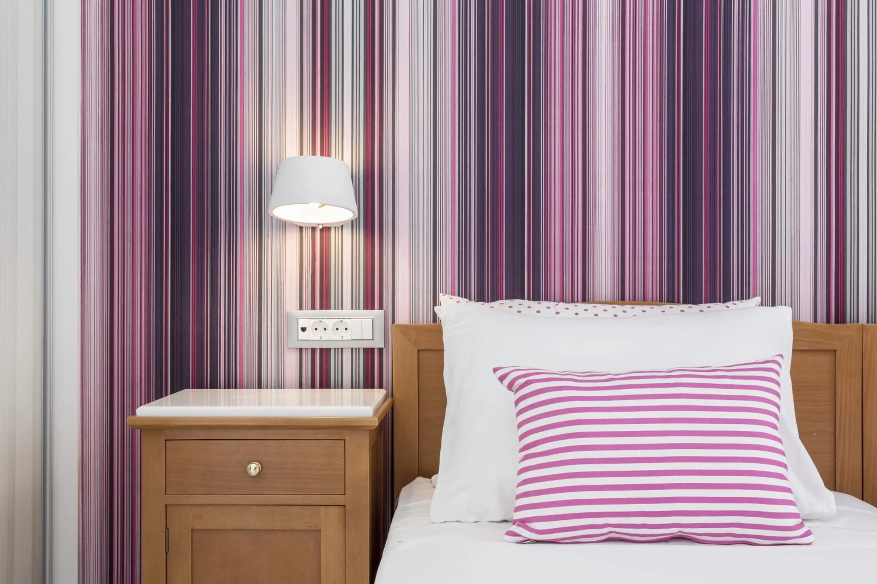 Decorative detail, Bed in Santellini Hotel