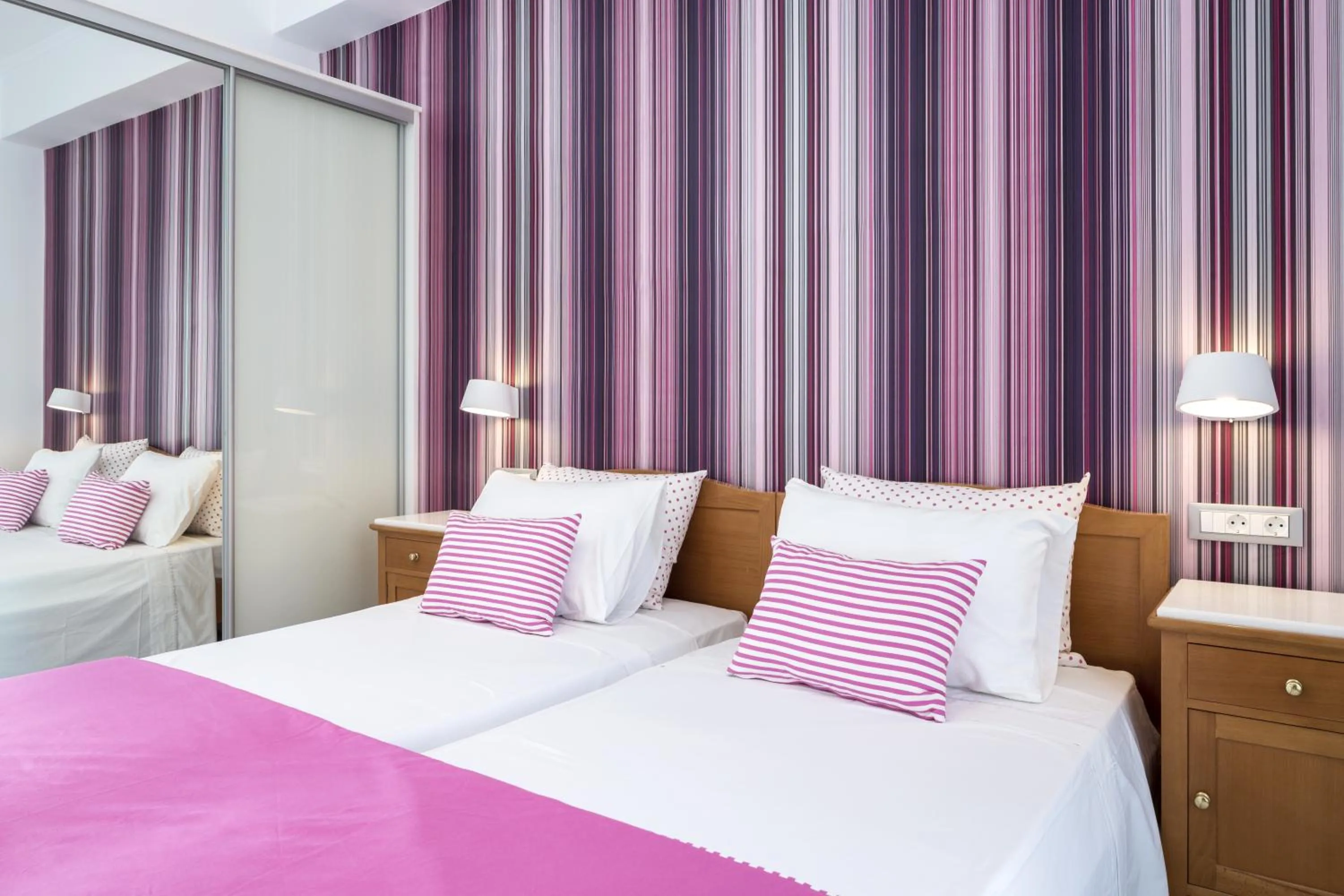 Bedroom, Bed in Santellini Hotel