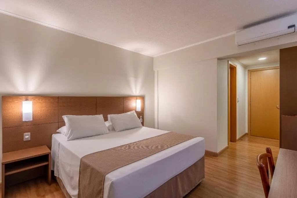 Bed in Hotel Caiuá Cascavel