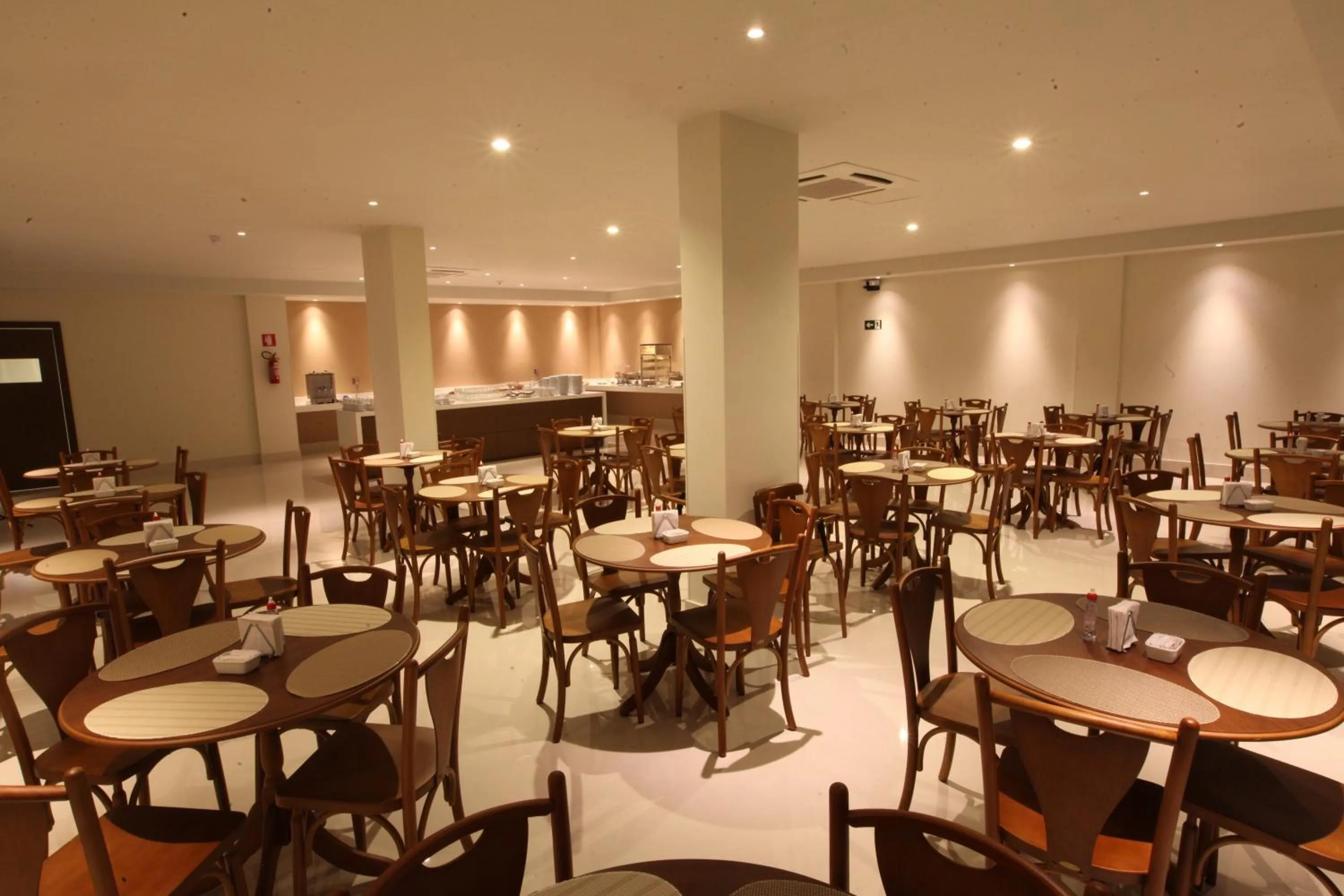 Restaurant/places to eat in Hotel Caiuá Cascavel