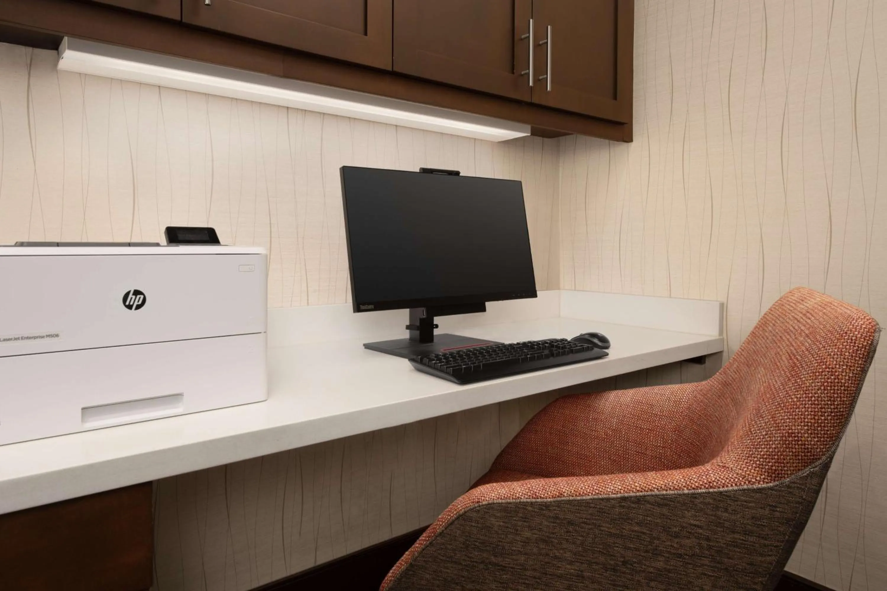 Business facilities in Hampton Inn & Suites Orangeburg, SC