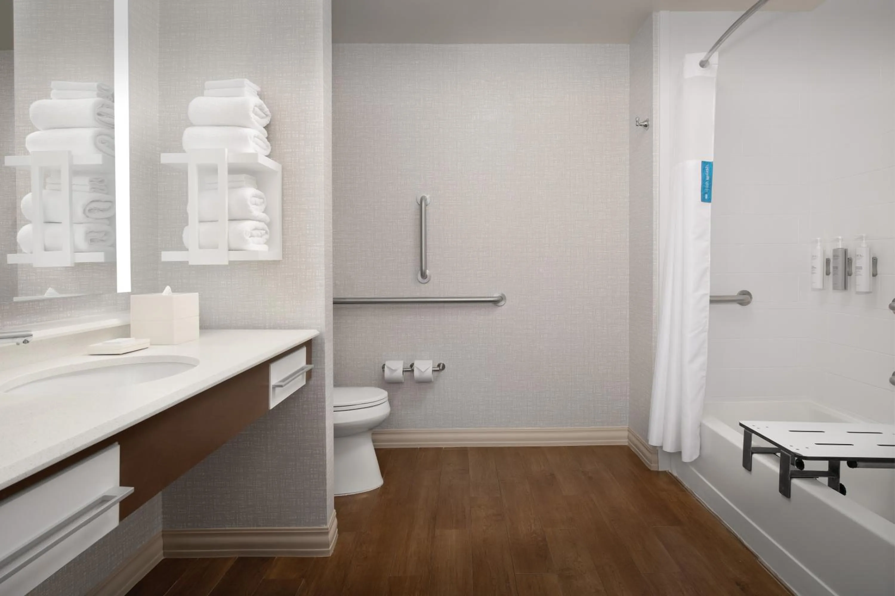 Bathroom in Hampton Inn & Suites Orangeburg, SC