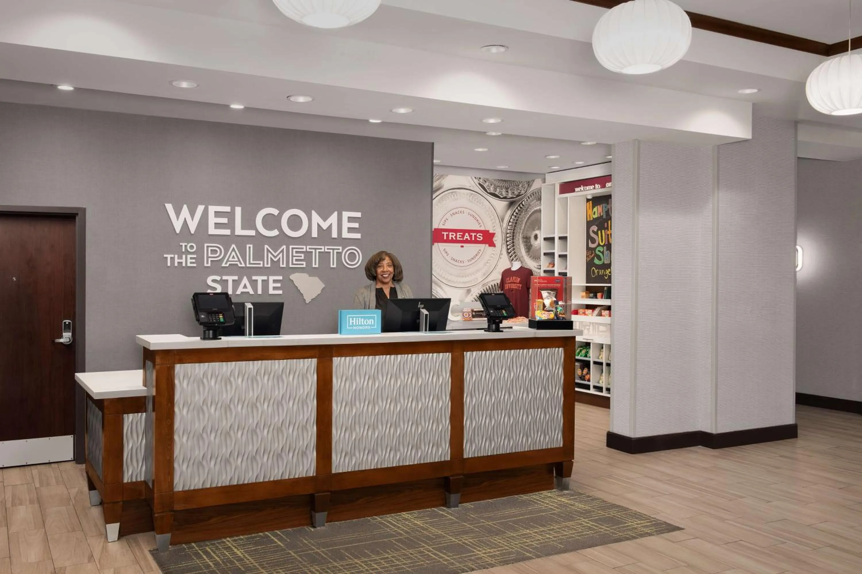 Lobby or reception in Hampton Inn & Suites Orangeburg, SC