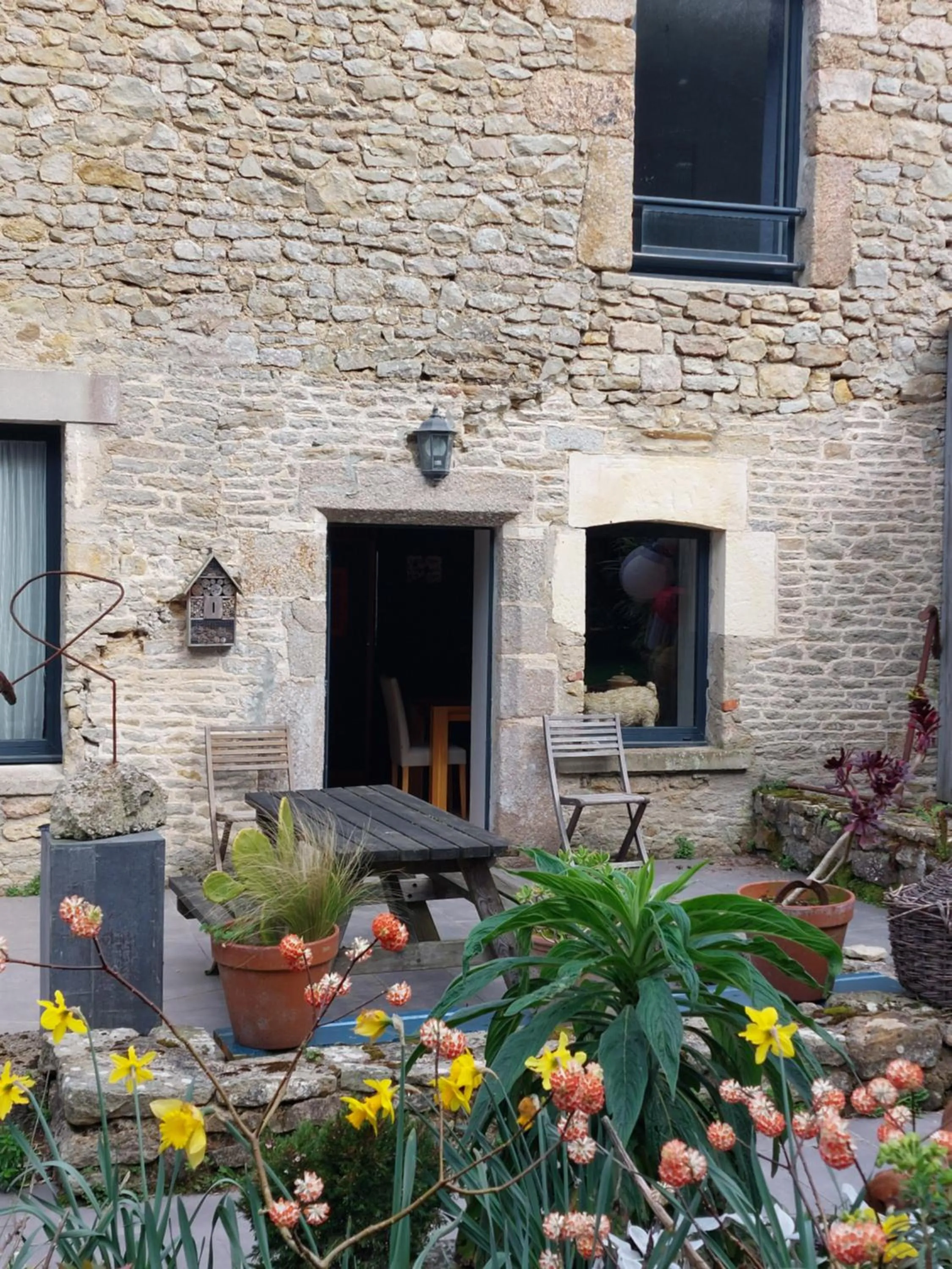 Property building in Retour aux Sources