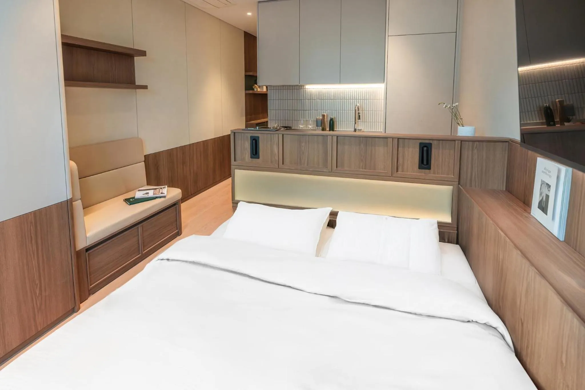 Bed in Weave Suites - Sunyu Parkside